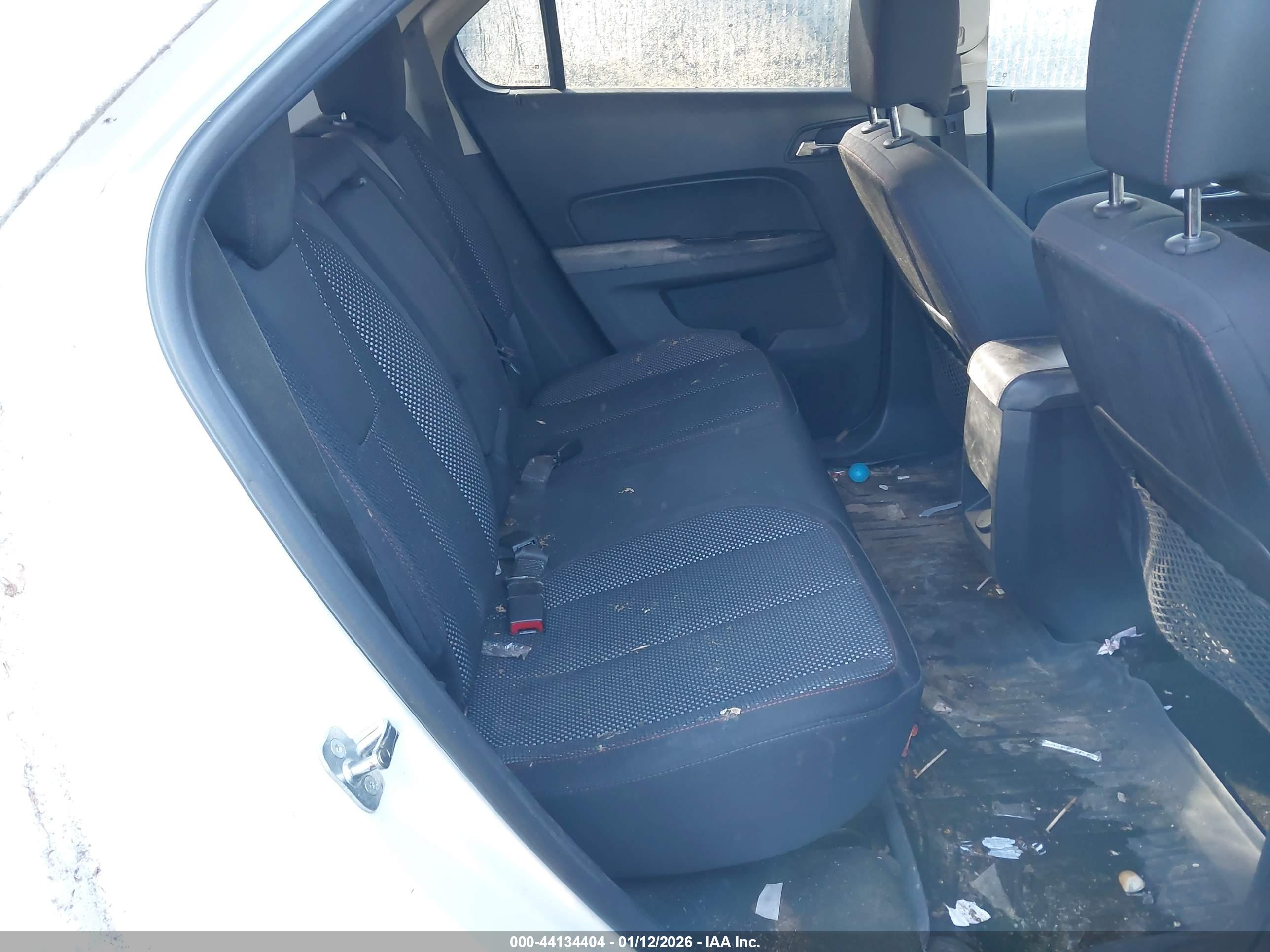 CHEVROLET EQUINOX image 8