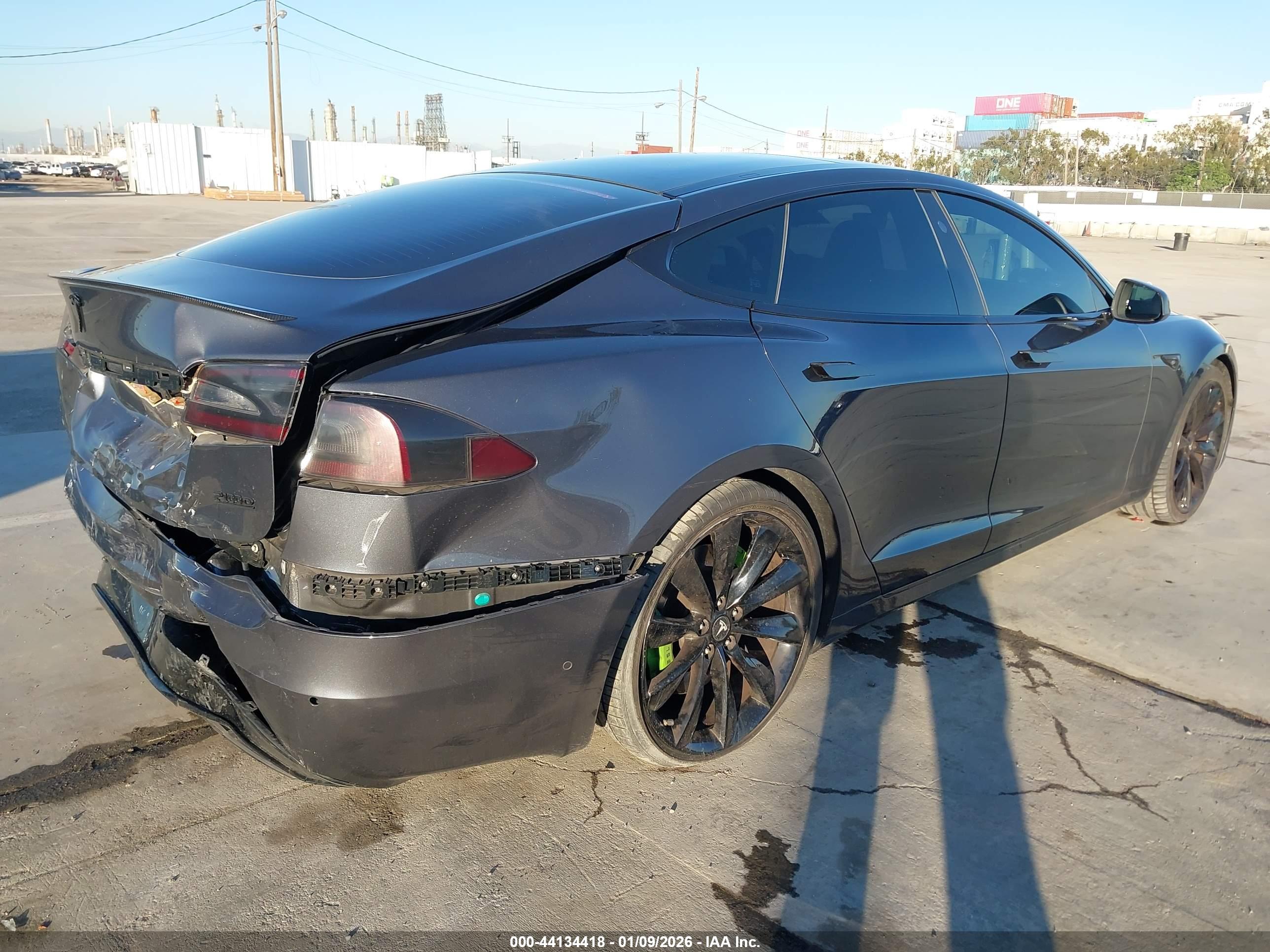 TESLA MODEL image 4