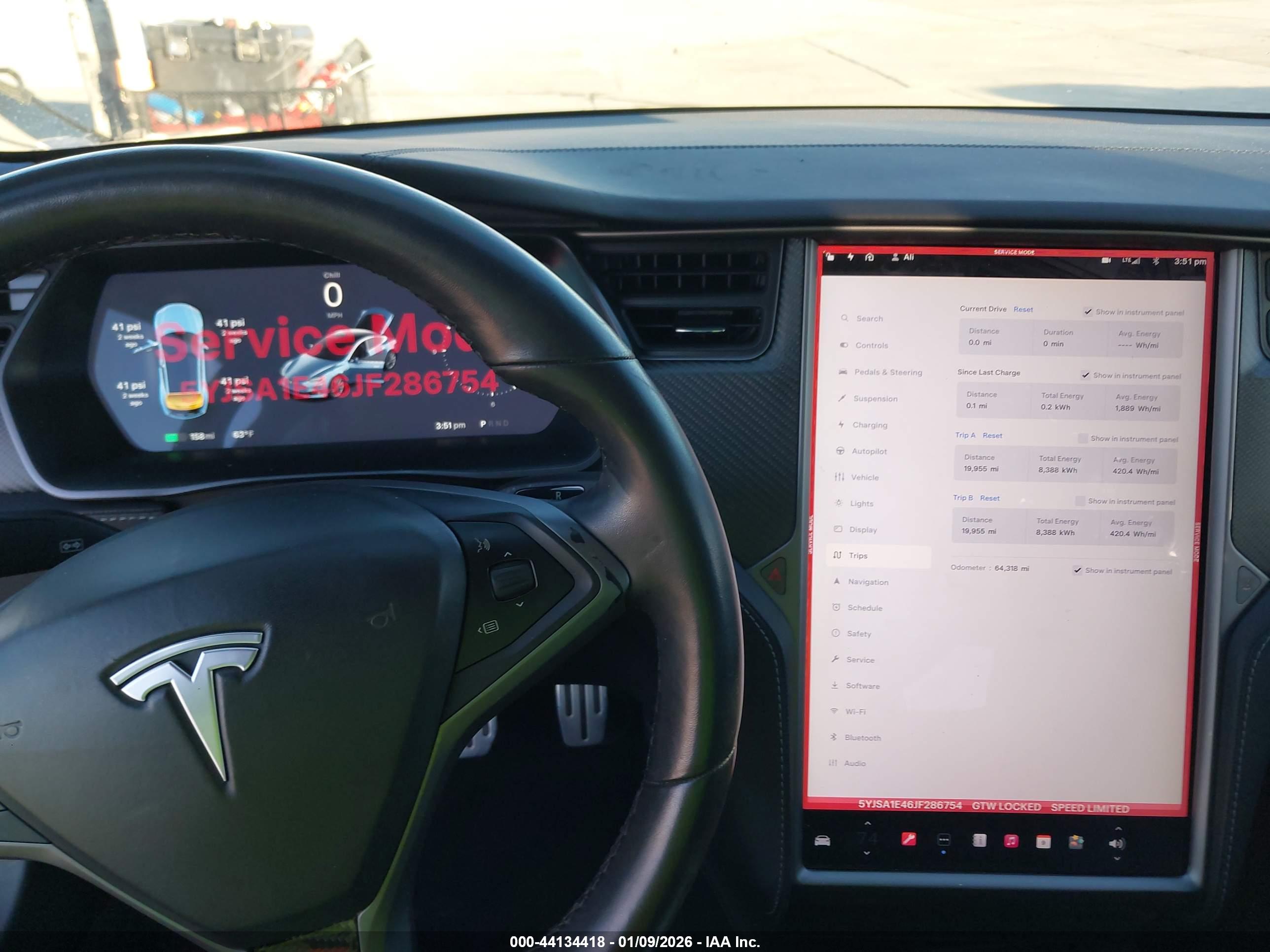 TESLA MODEL image 7