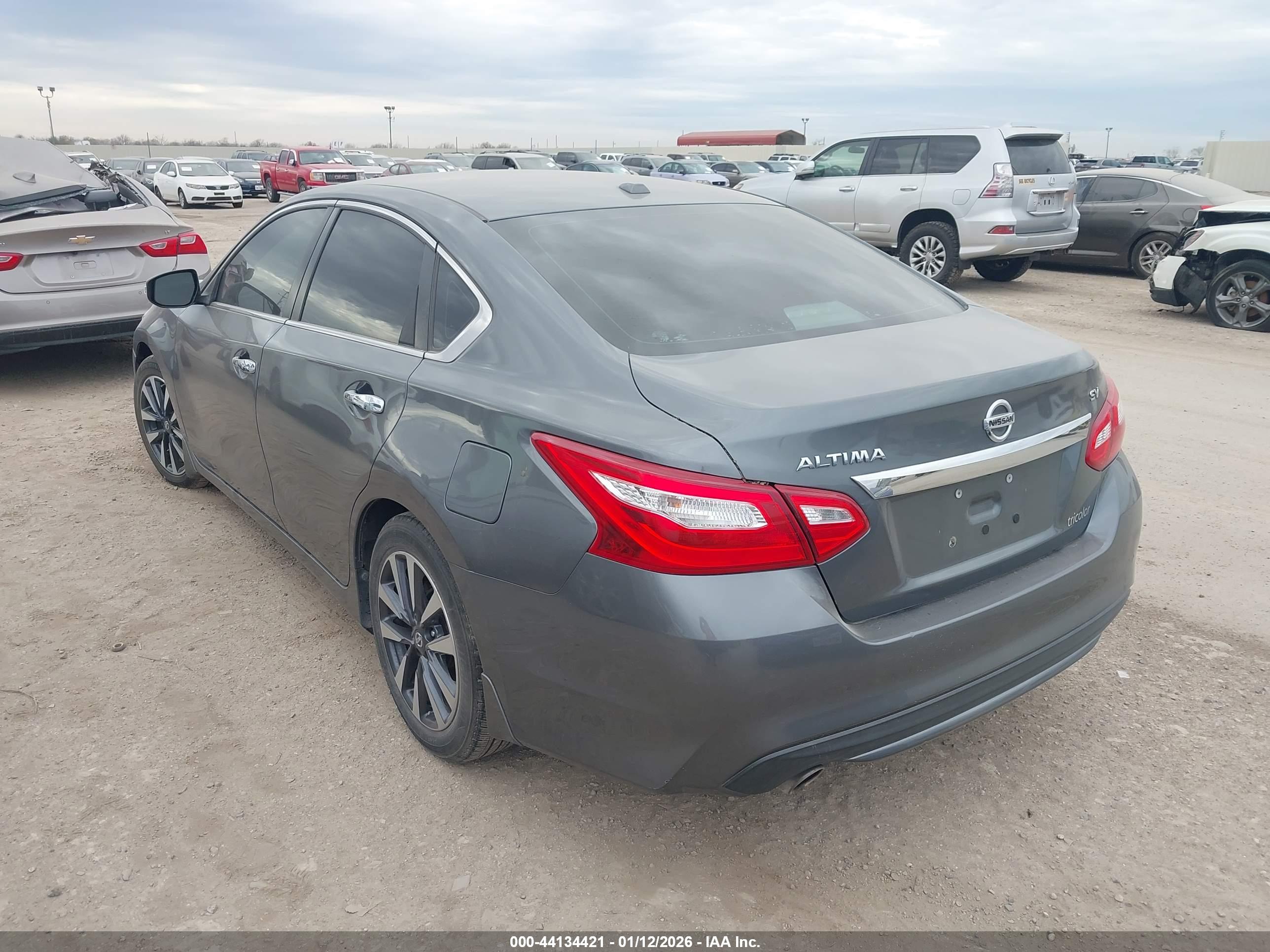 NISSAN ALTIMA image 3