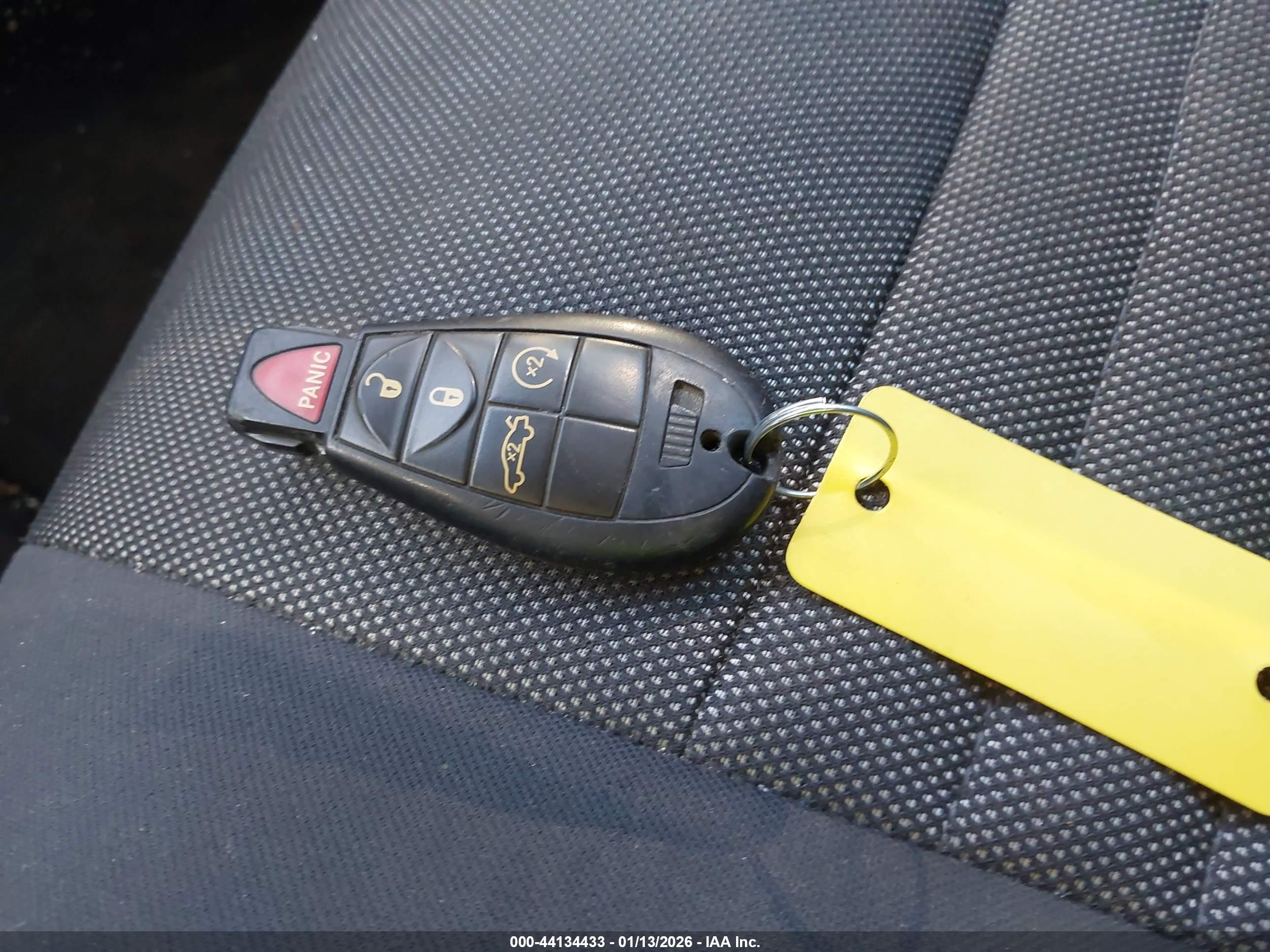 DODGE CHALLENGER image 11
