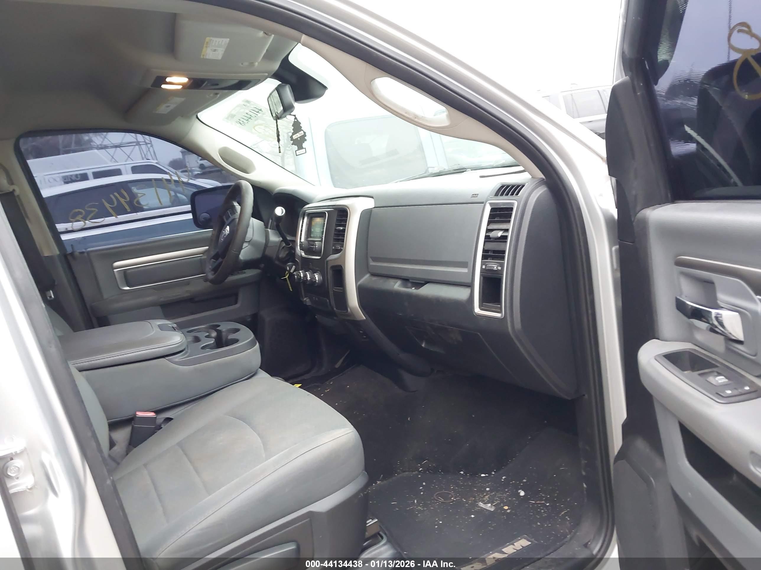RAM 2500 image 5