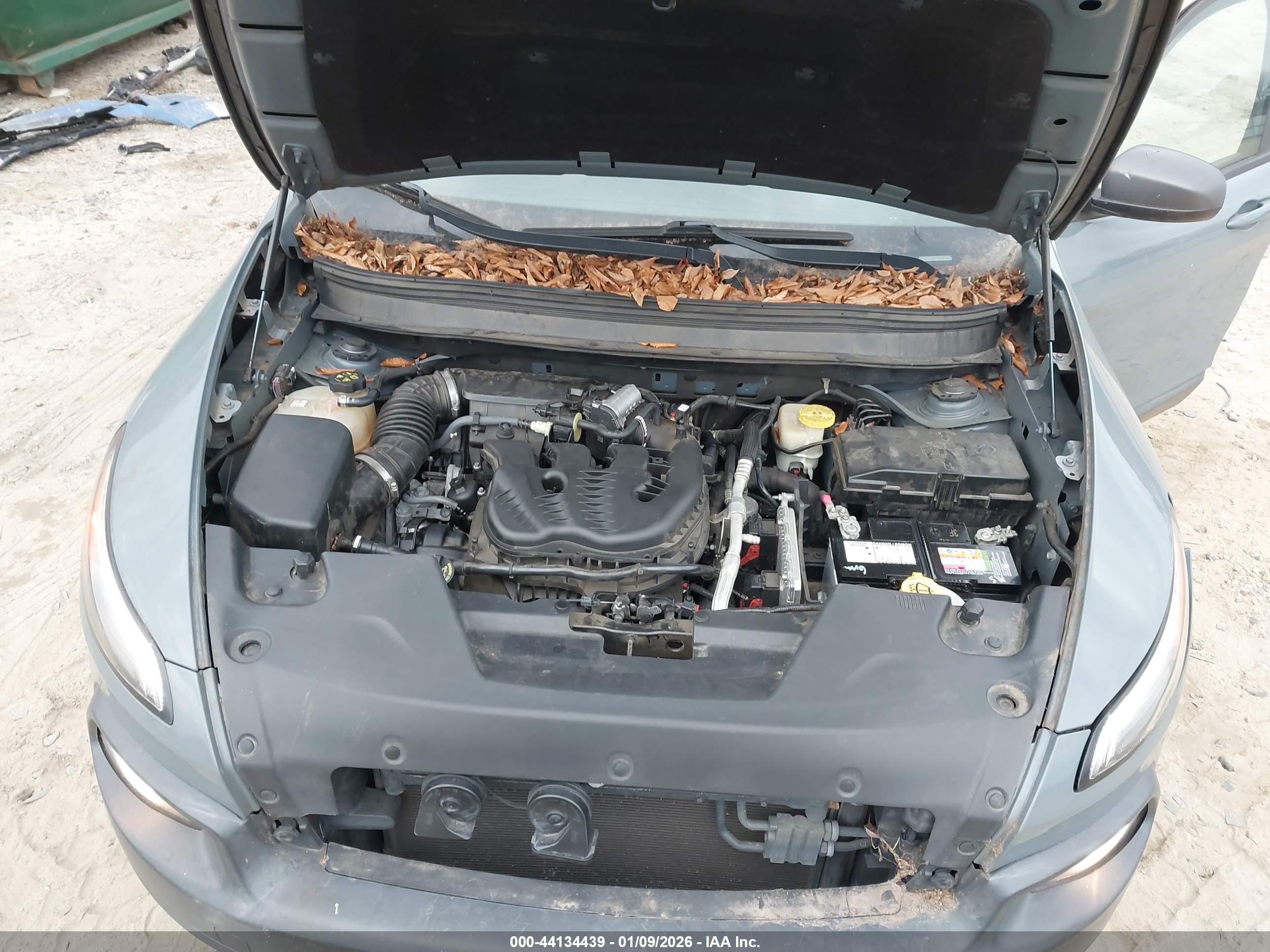 JEEP CHEROKEE image 10