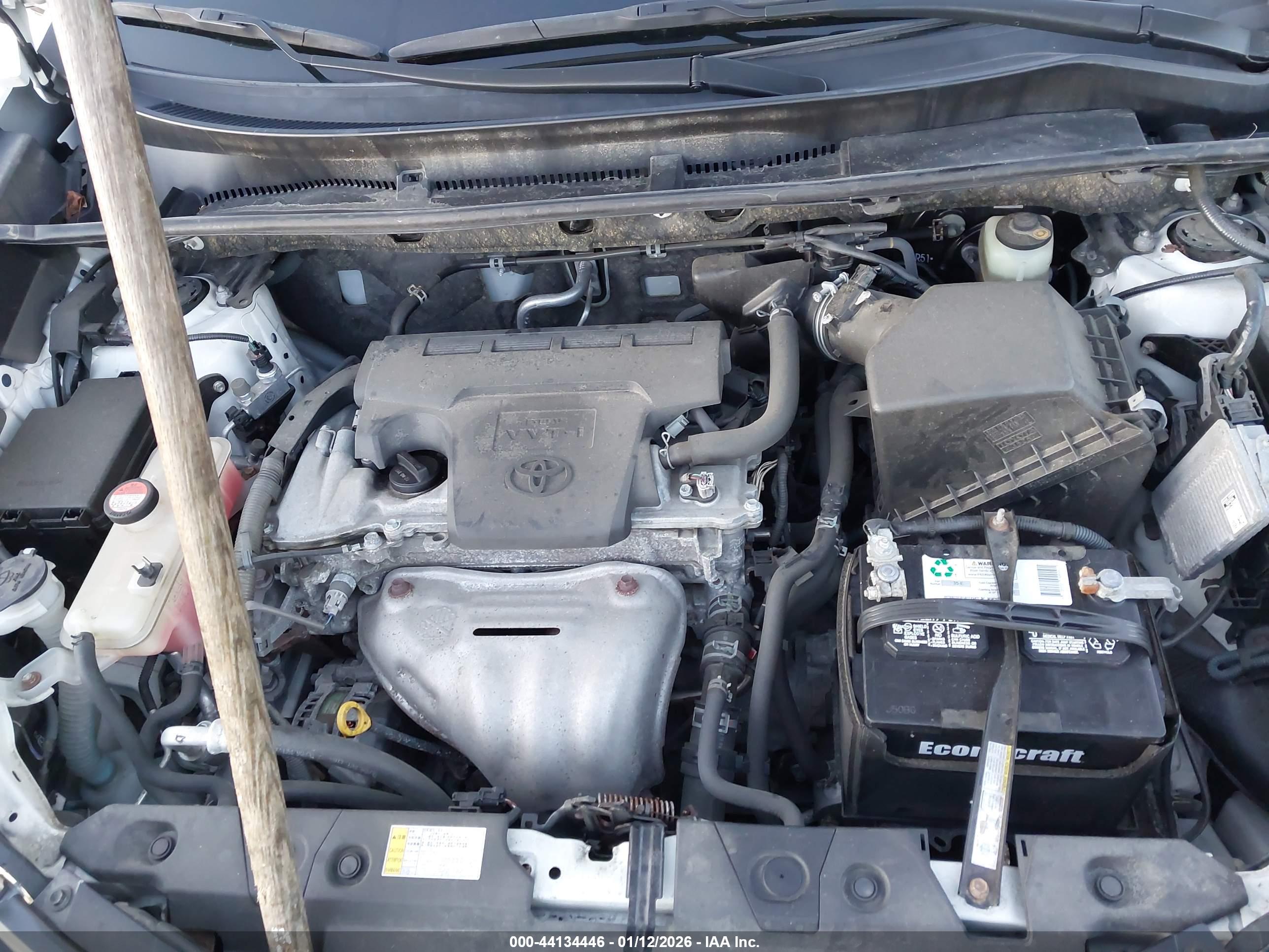 TOYOTA RAV4 image 10