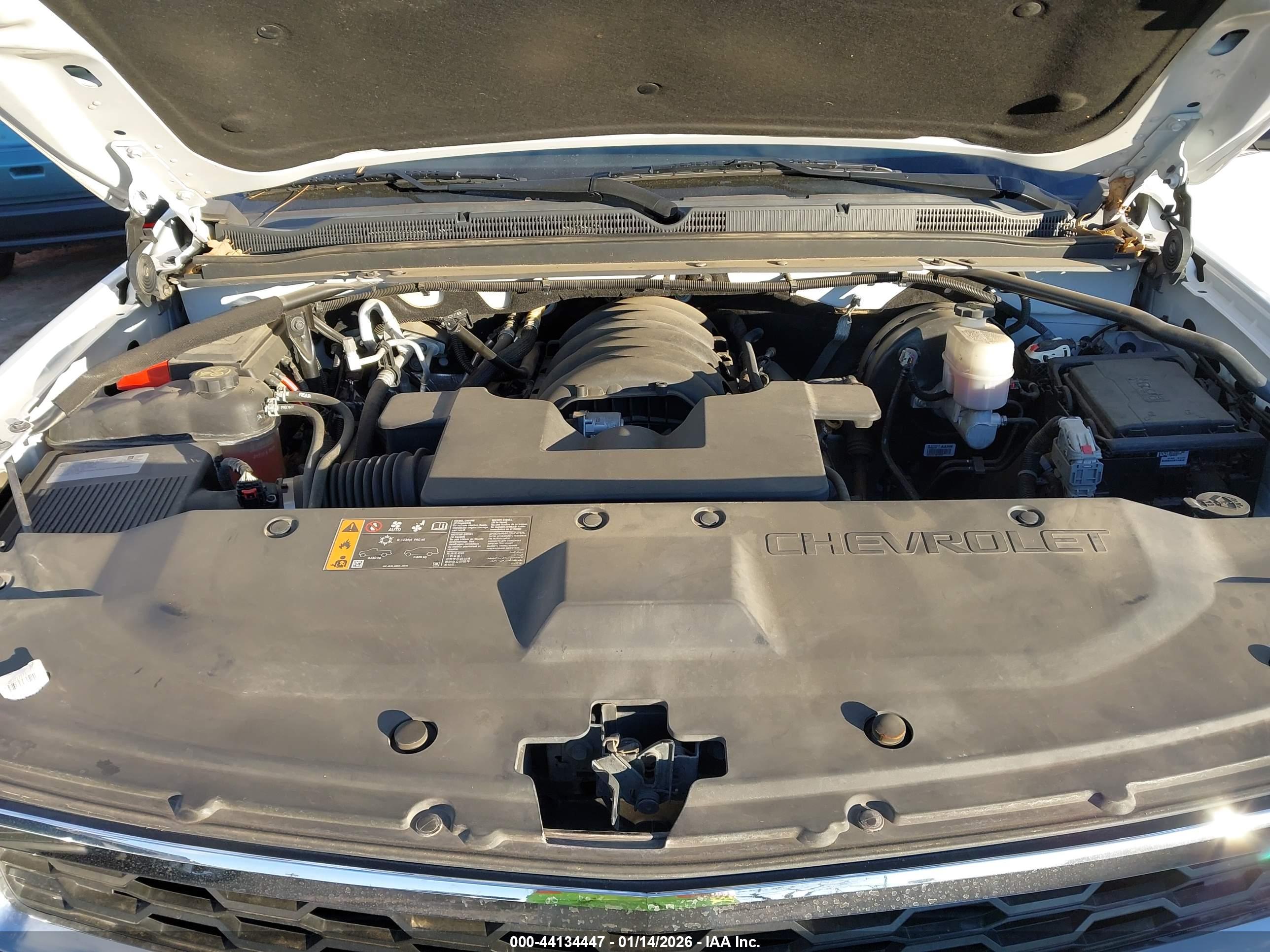 CHEVROLET TAHOE image 10
