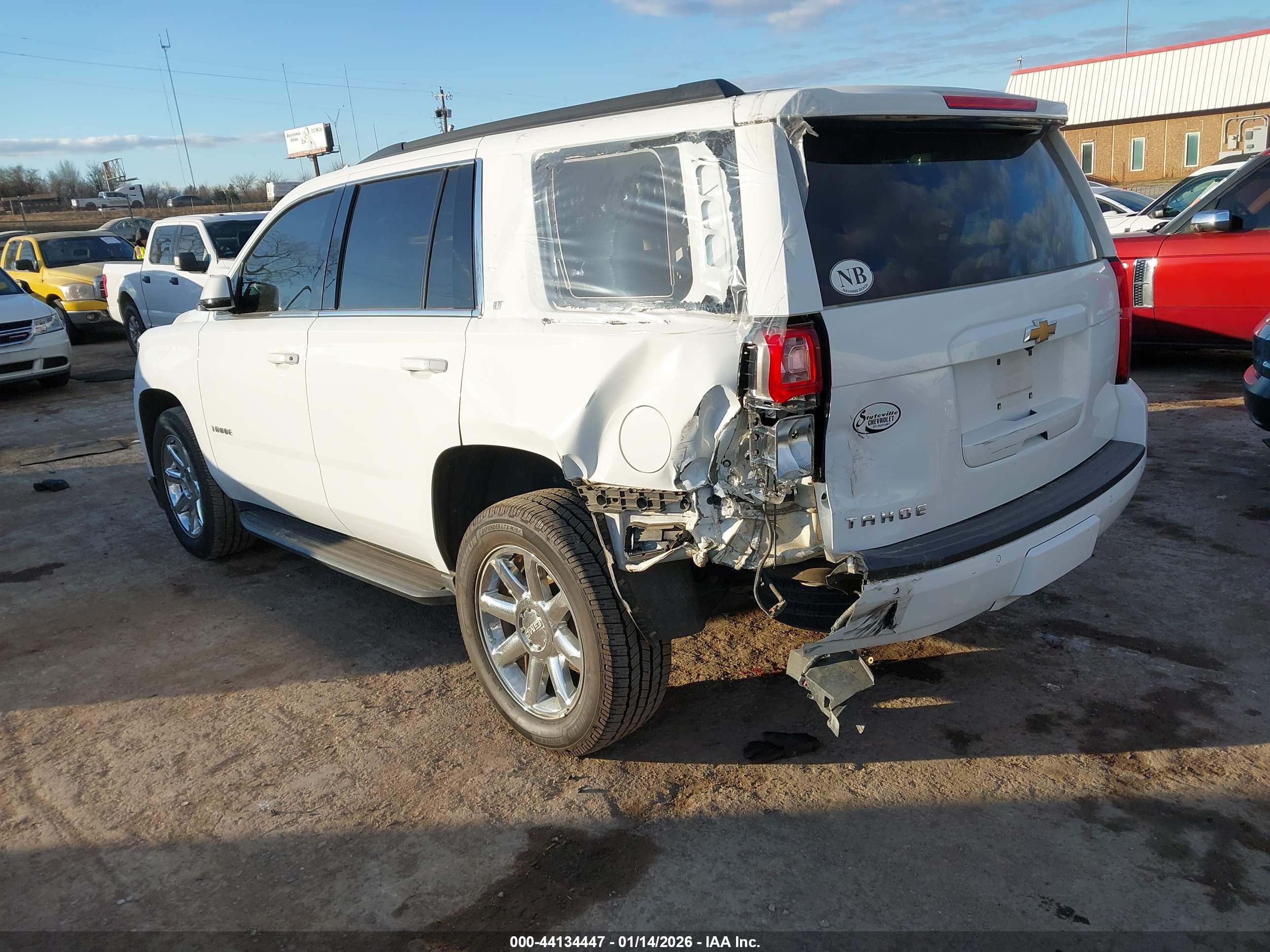 CHEVROLET TAHOE image 3
