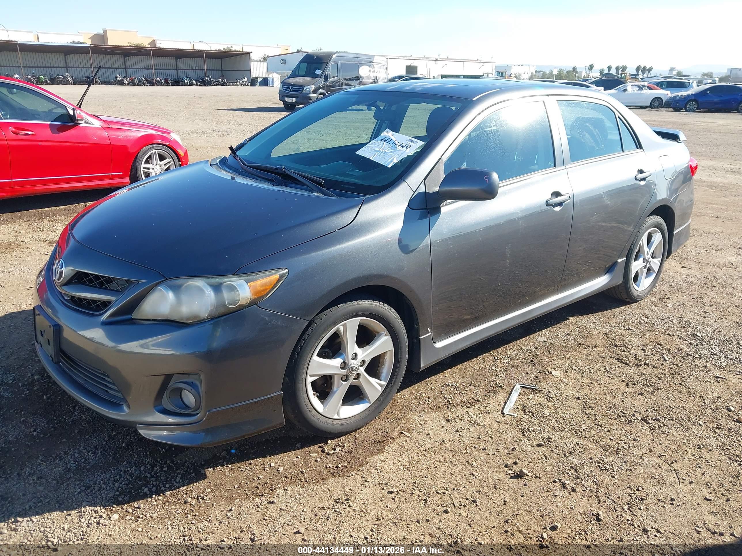 TOYOTA COROLLA image 2