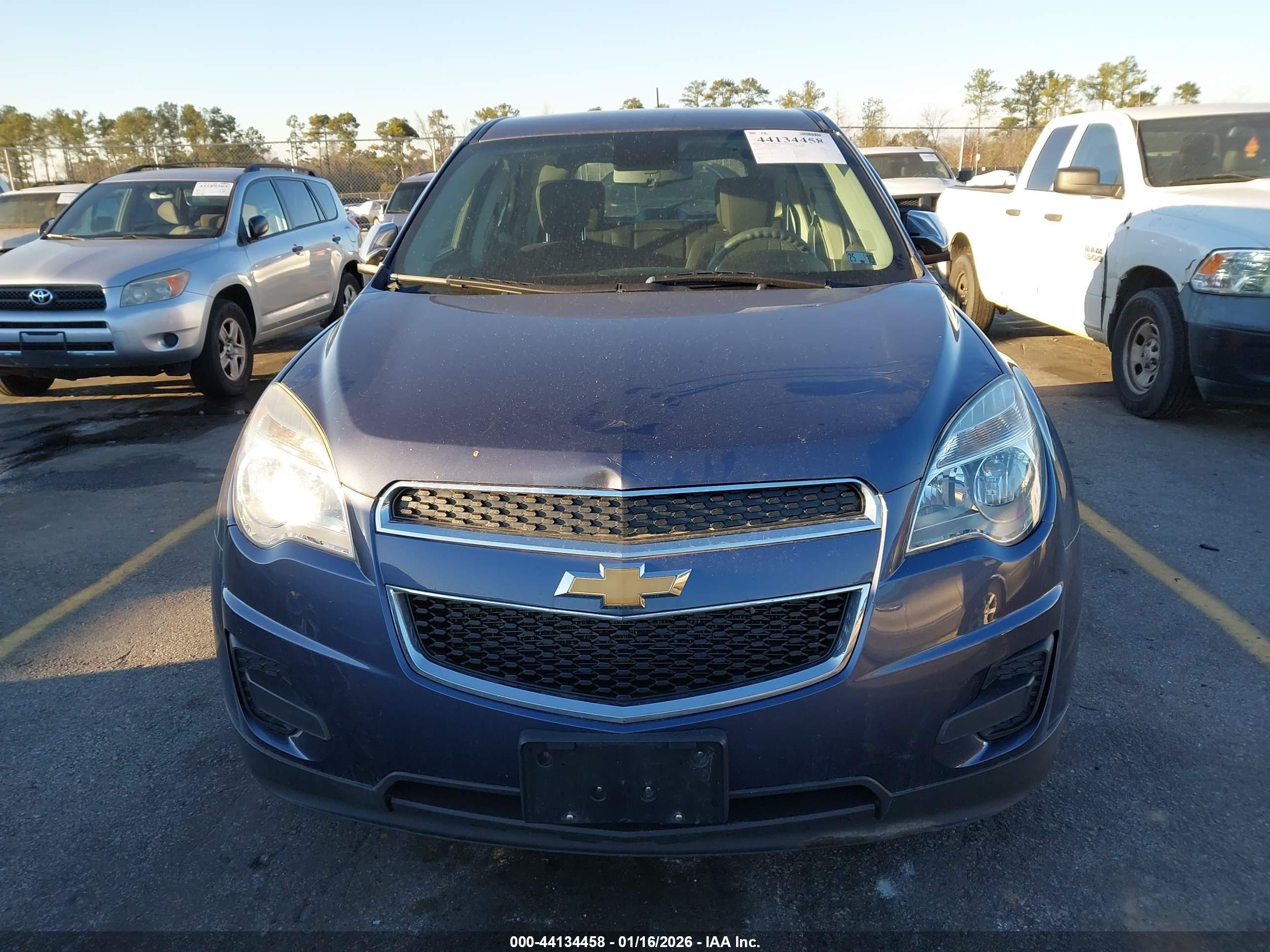 CHEVROLET EQUINOX image 6