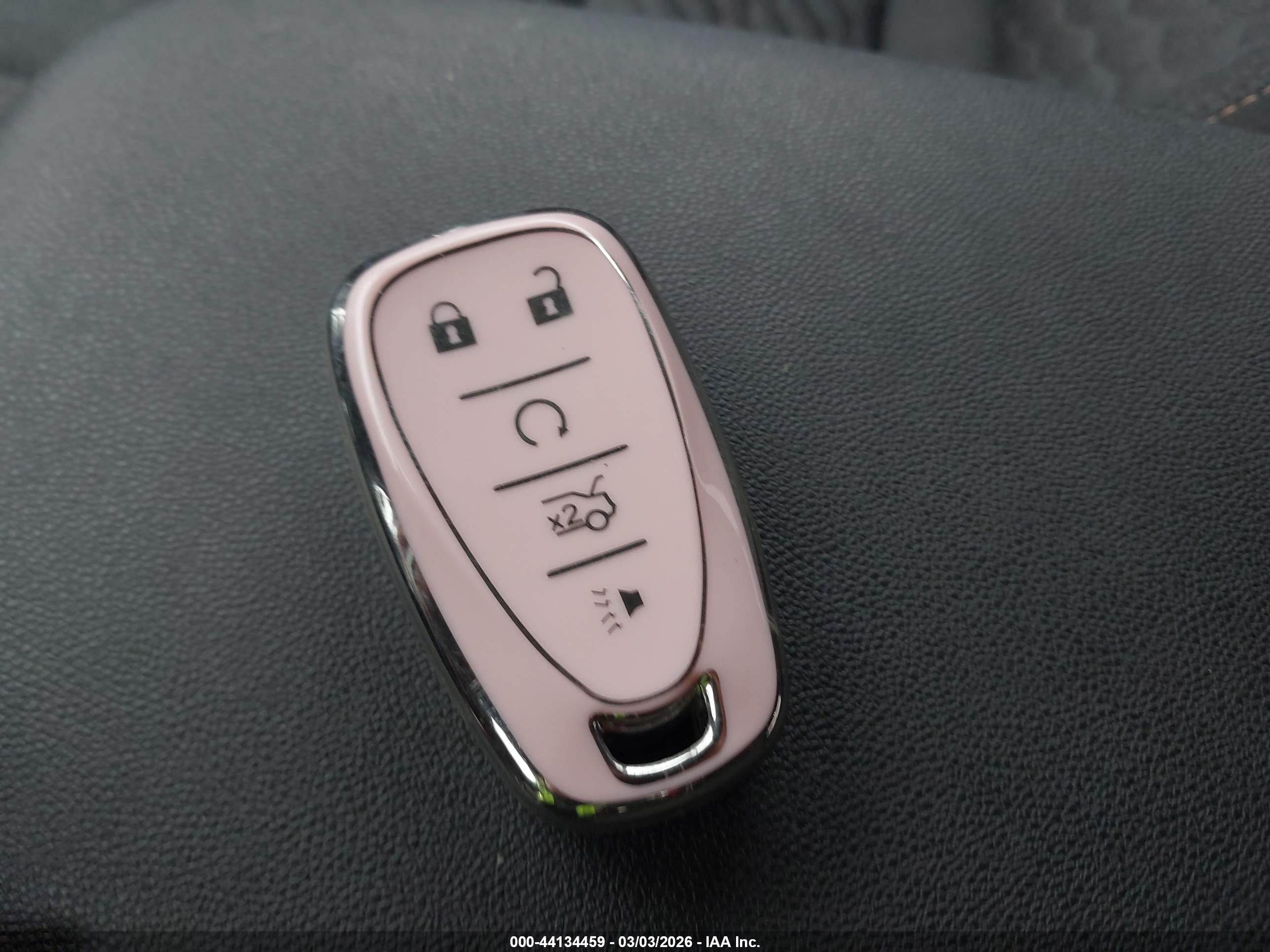 CHEVROLET EQUINOX image 11