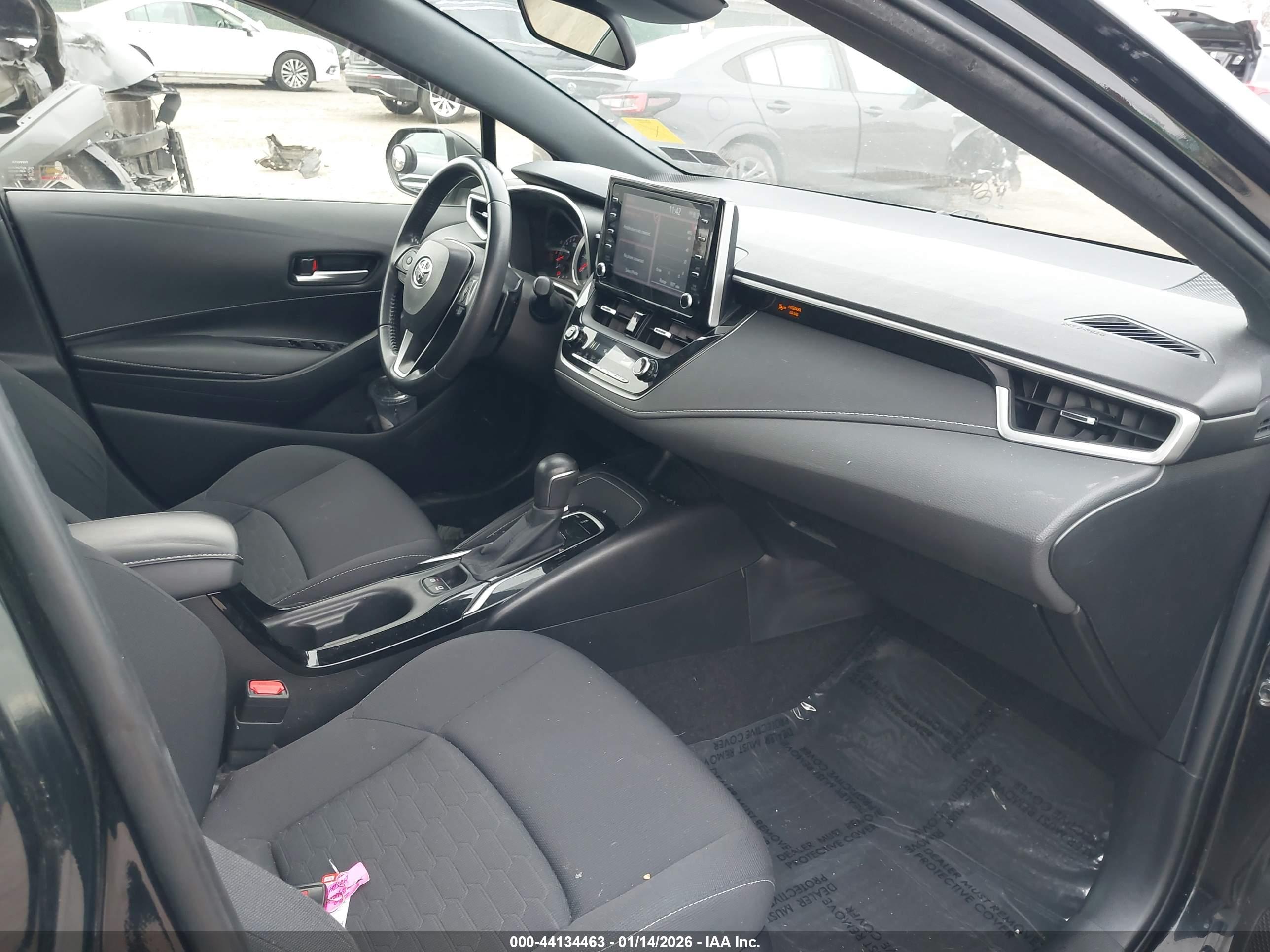 TOYOTA COROLLA image 5