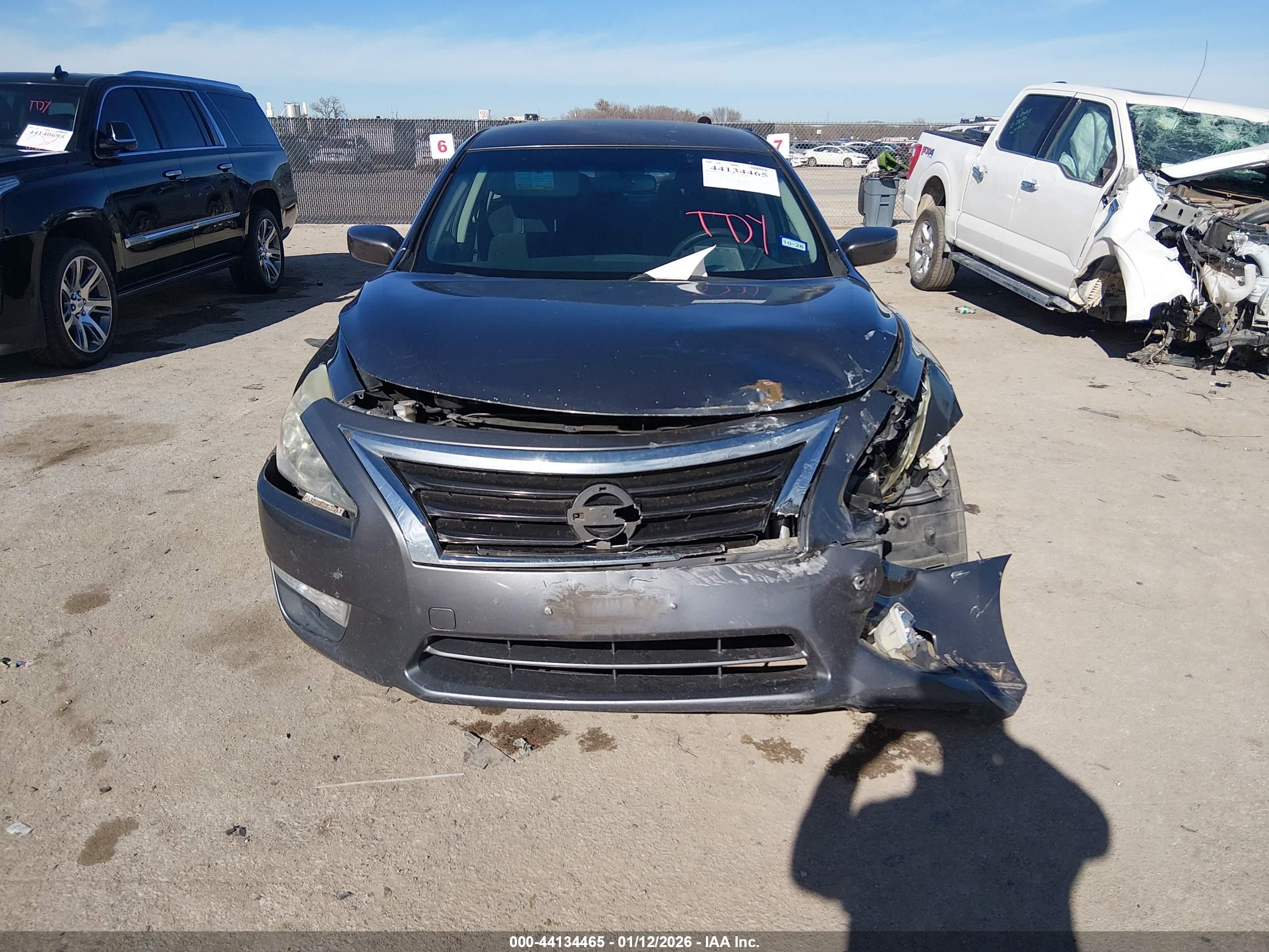NISSAN ALTIMA image 6