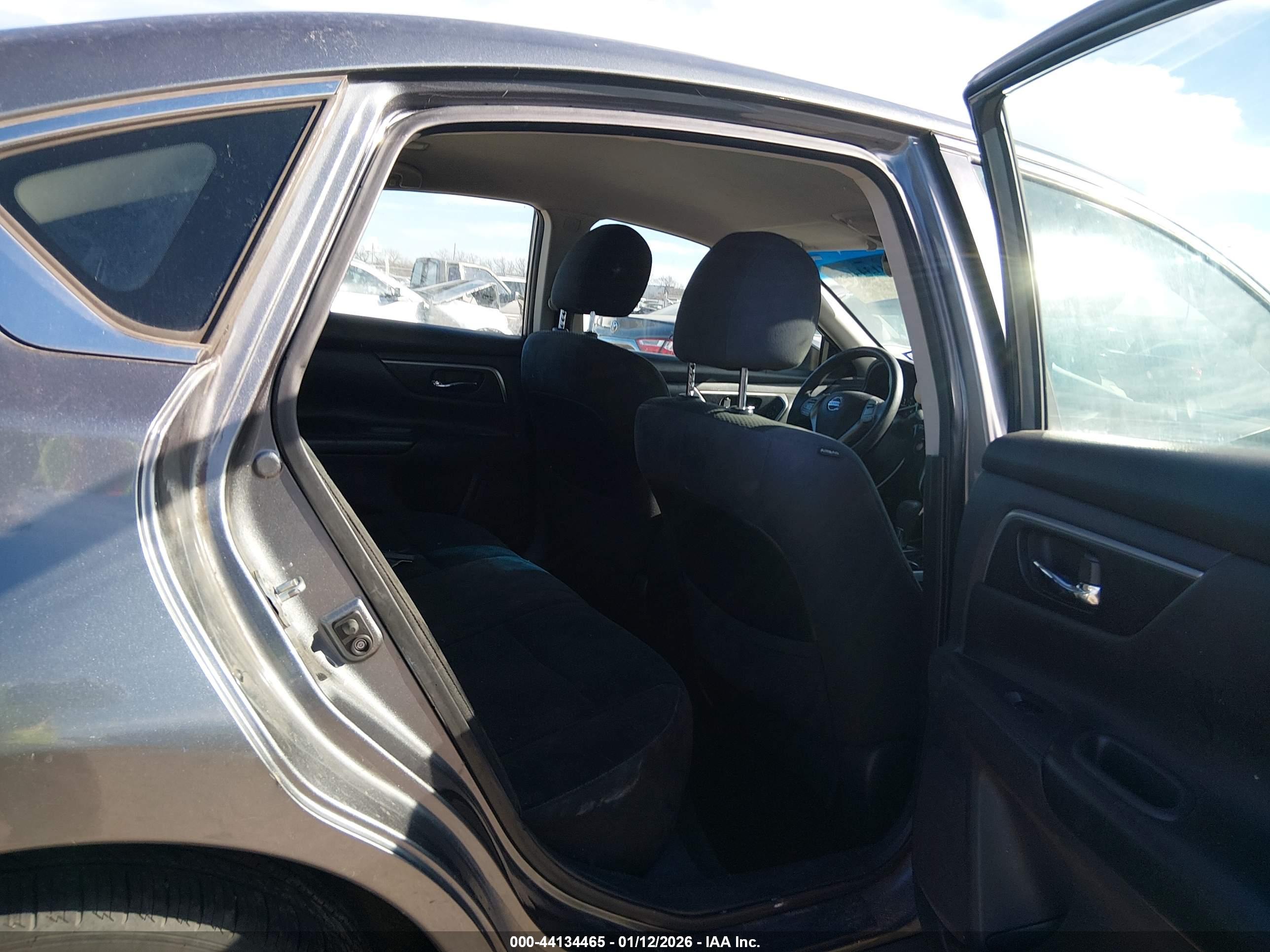 NISSAN ALTIMA image 8