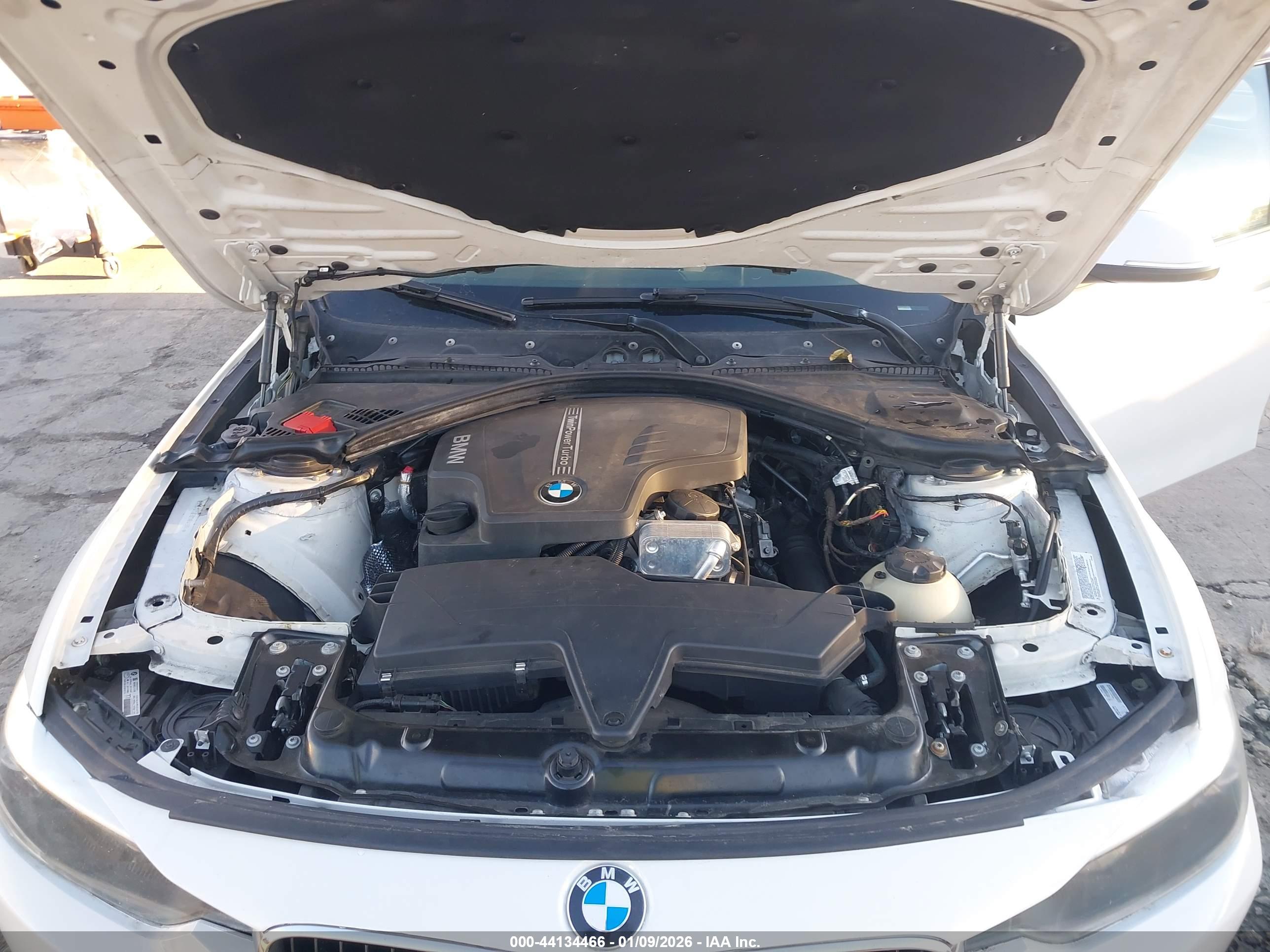 BMW 328I image 10