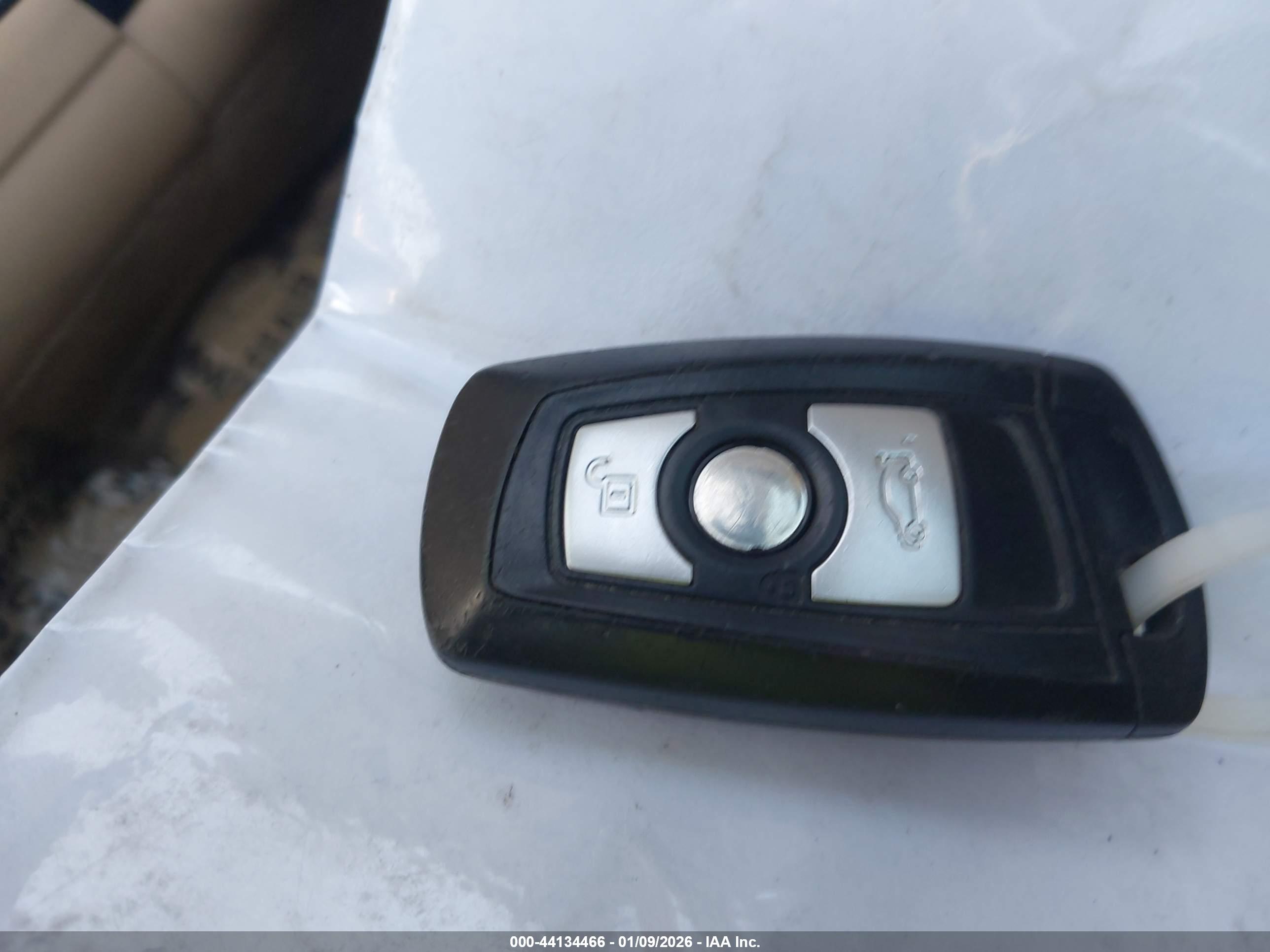 BMW 328I image 11