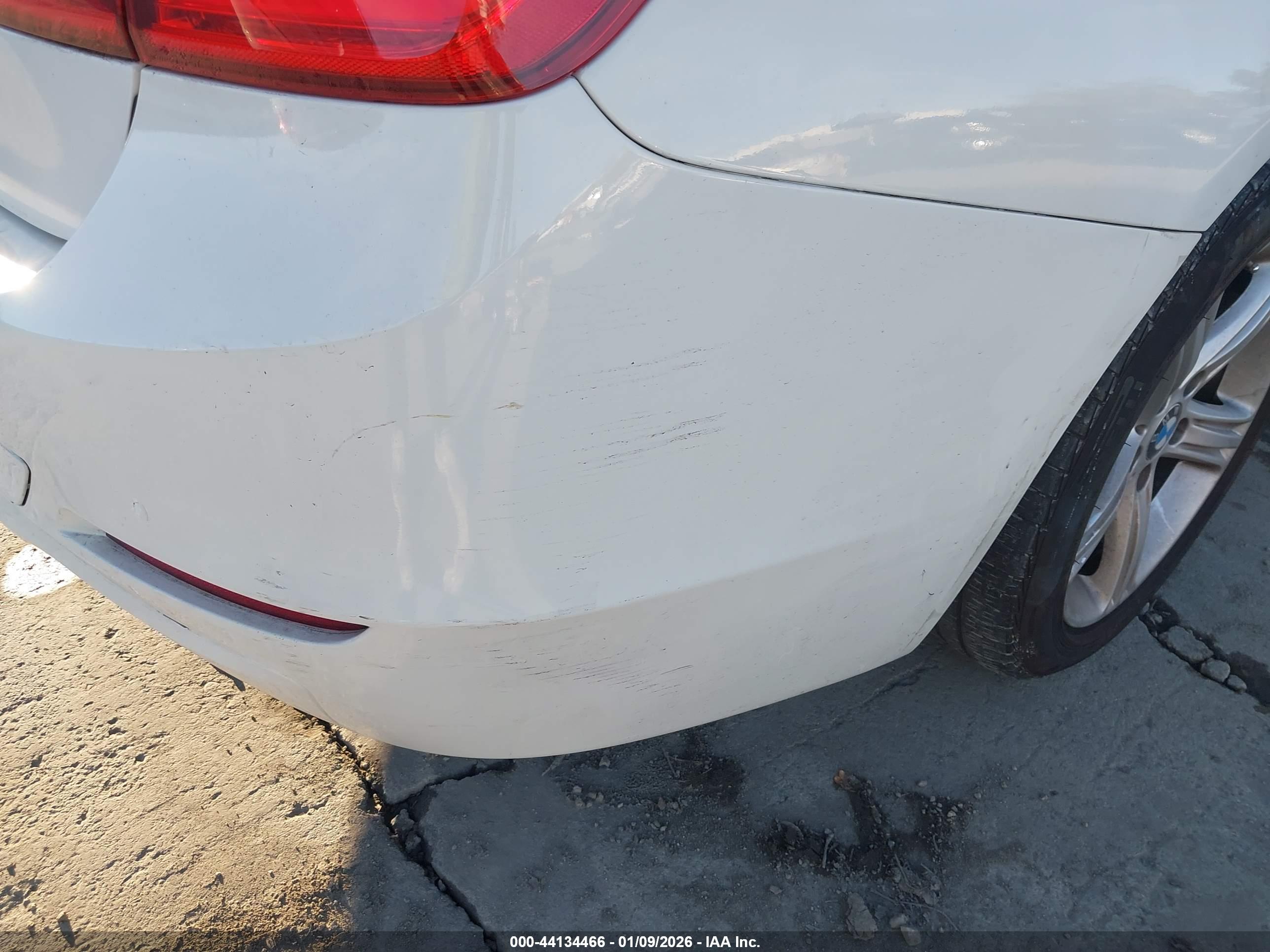 BMW 328I image 6