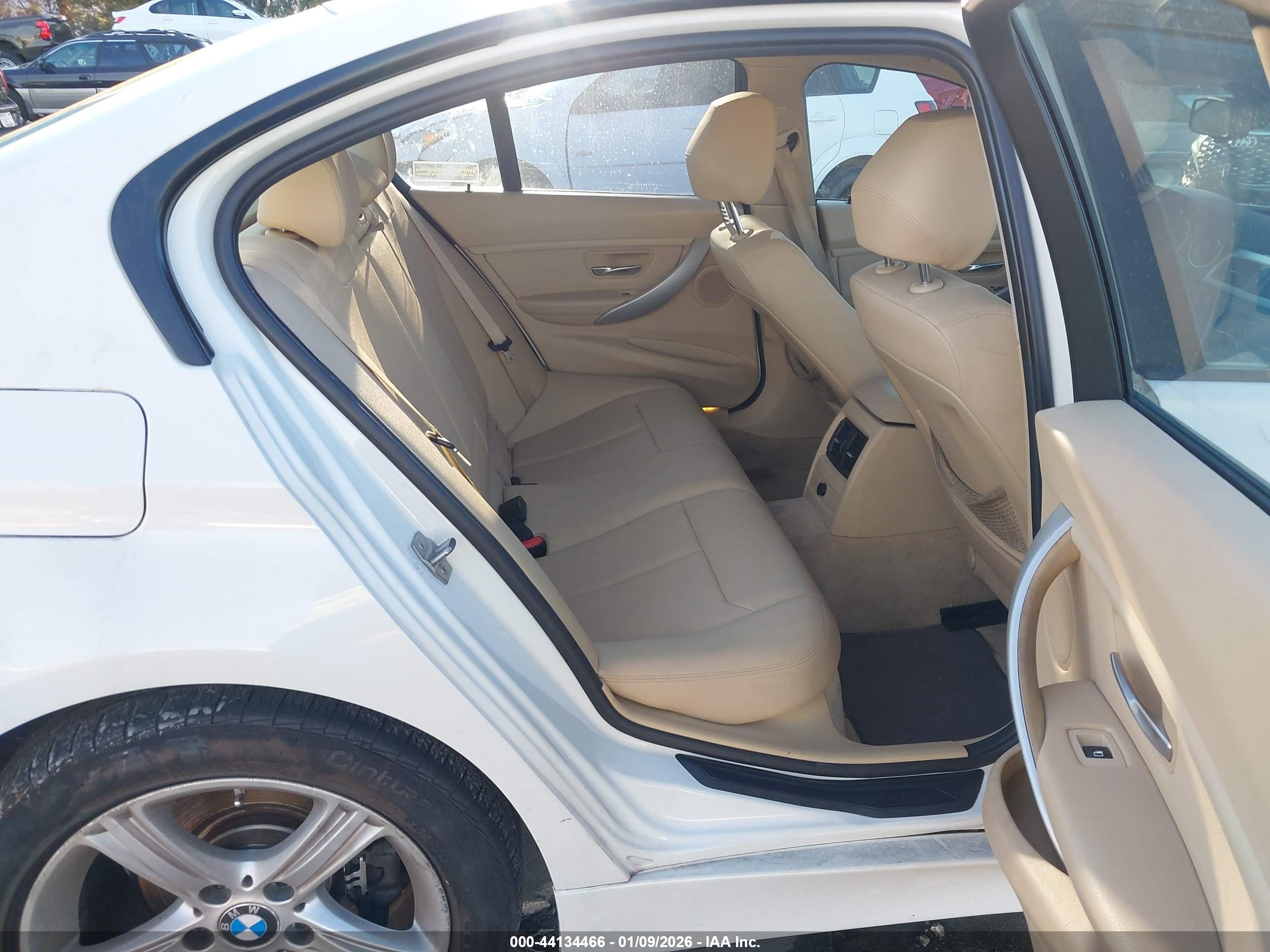 BMW 328I image 8