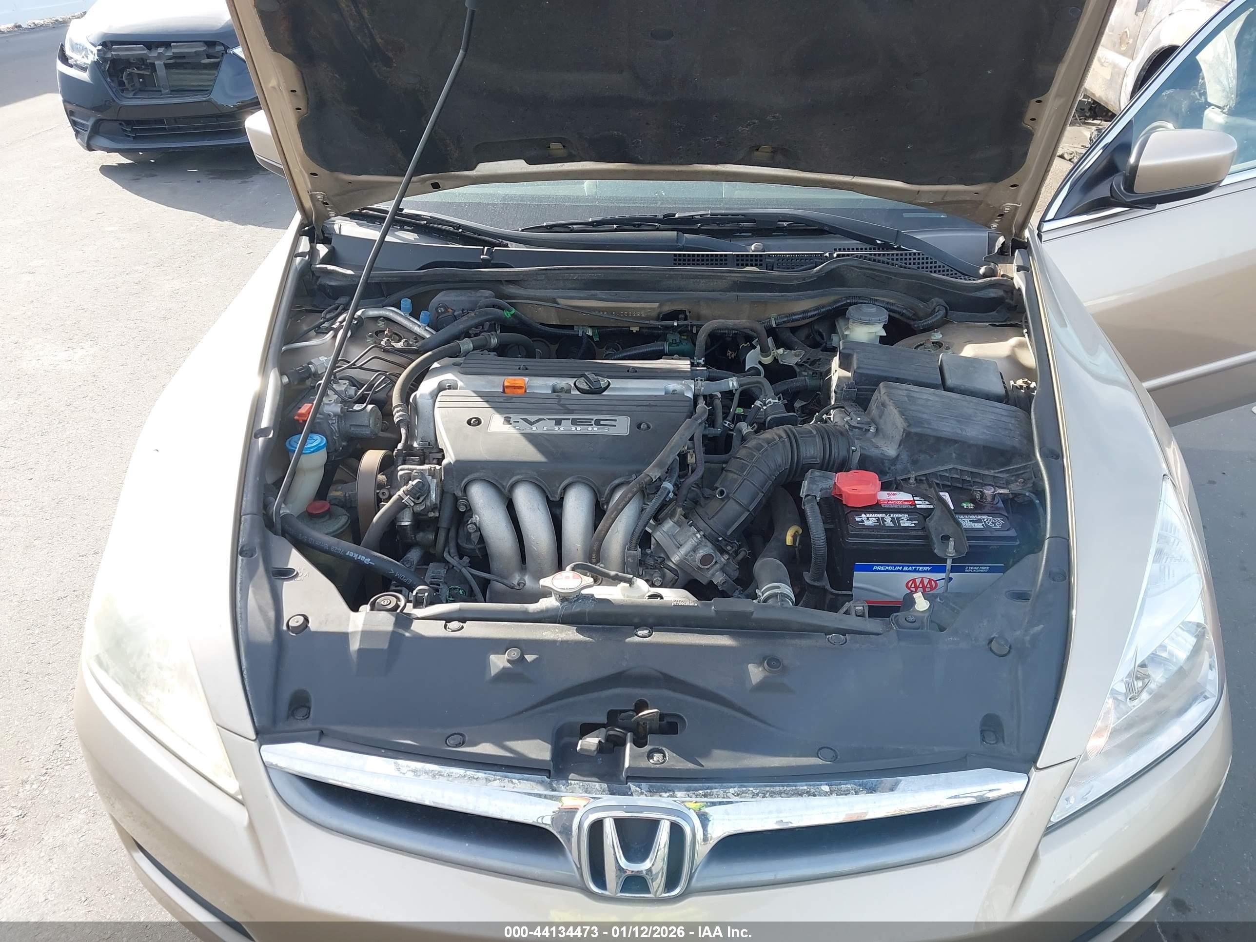 HONDA ACCORD image 10