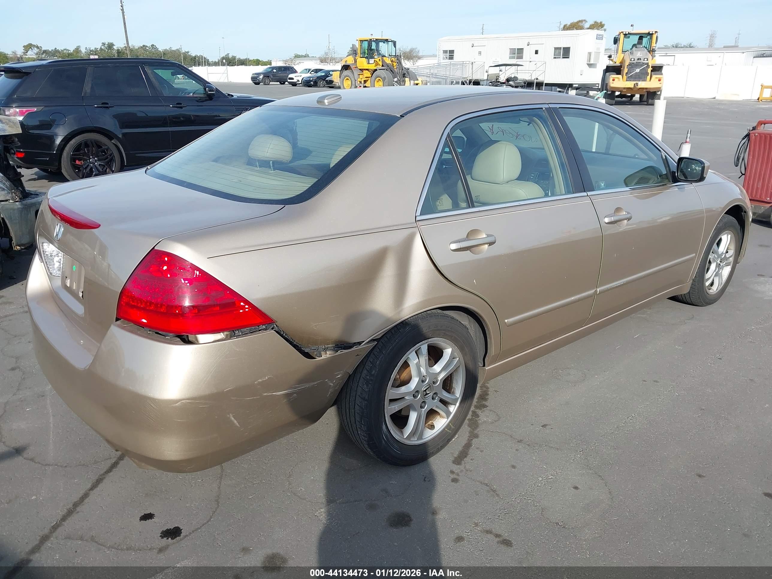 HONDA ACCORD image 4