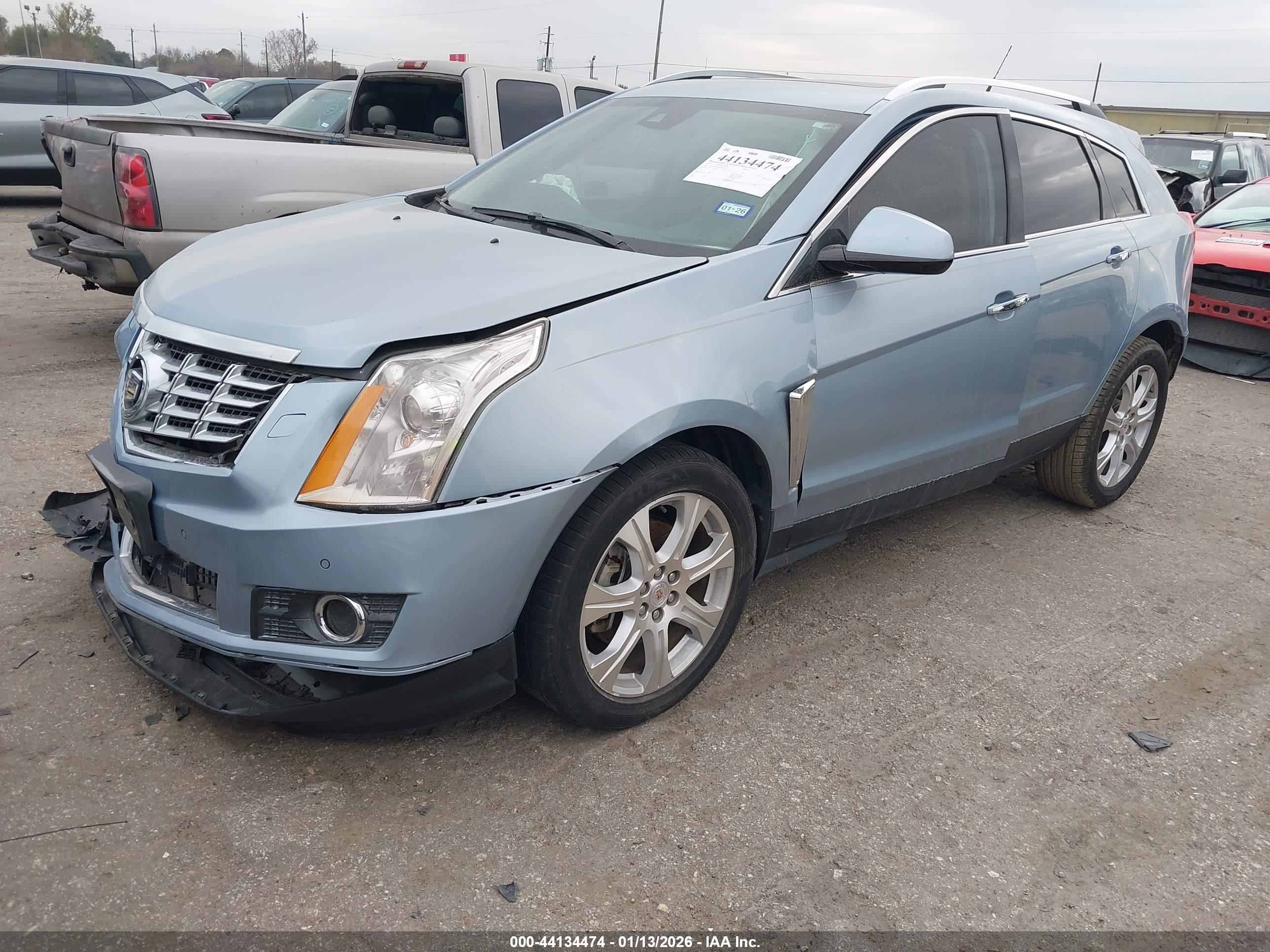 CADILLAC SRX image 2