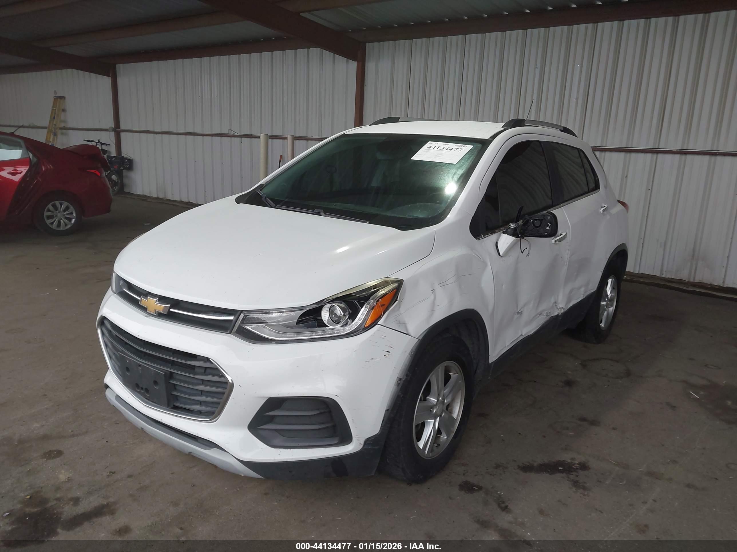 CHEVROLET TRAX image 6
