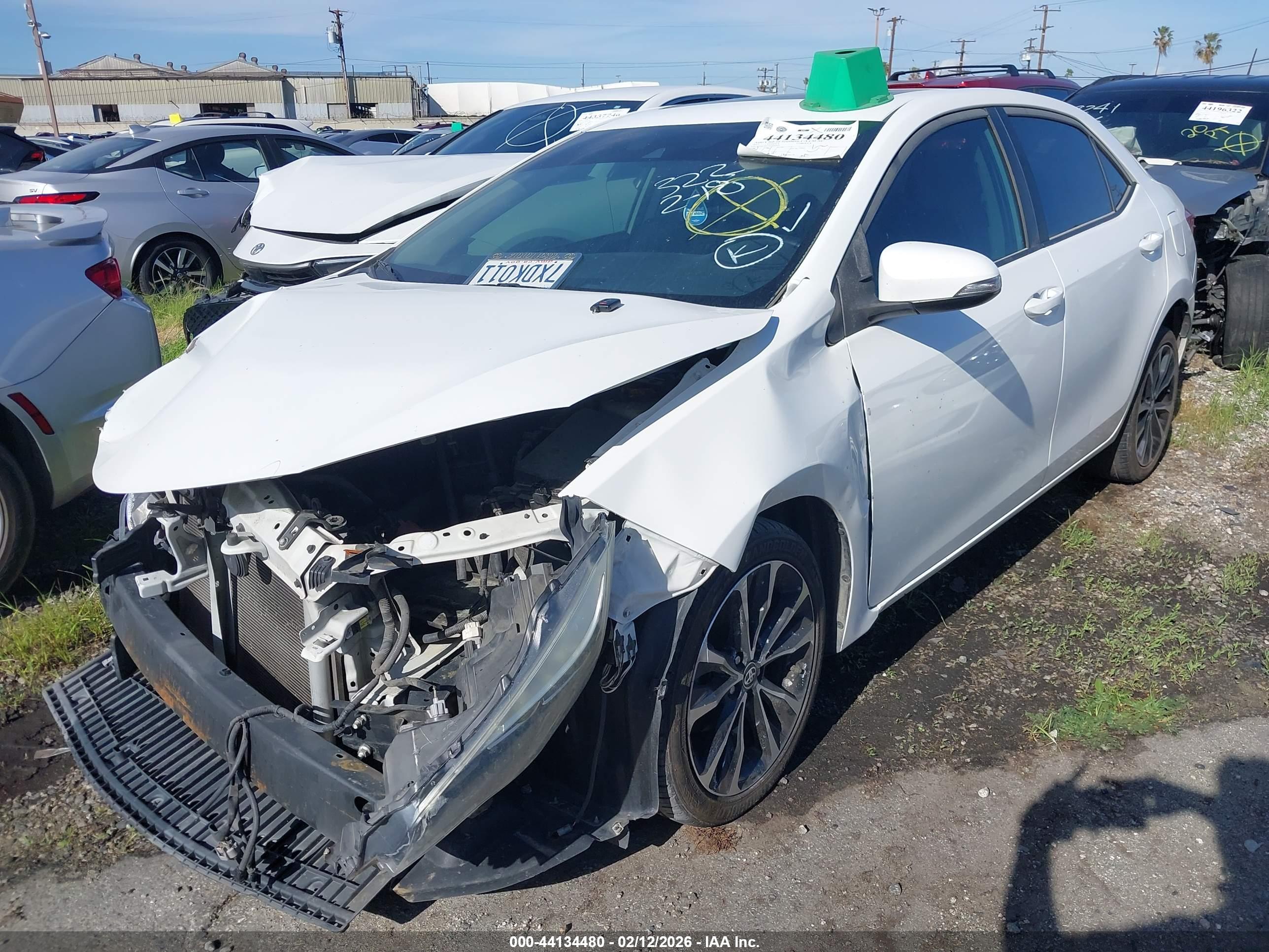 TOYOTA COROLLA image 2