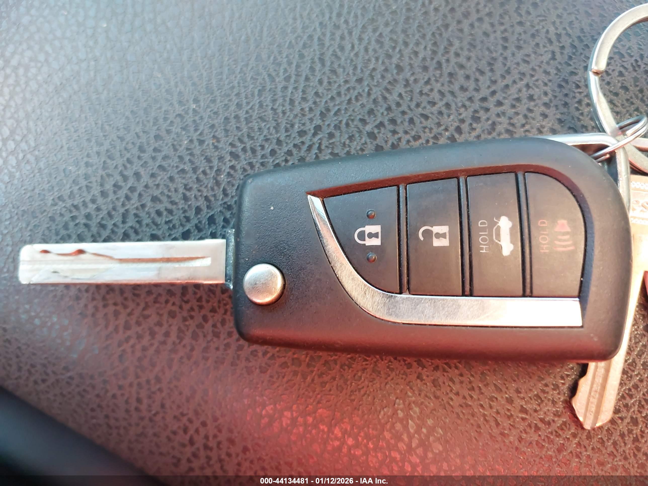 TOYOTA CAMRY image 11