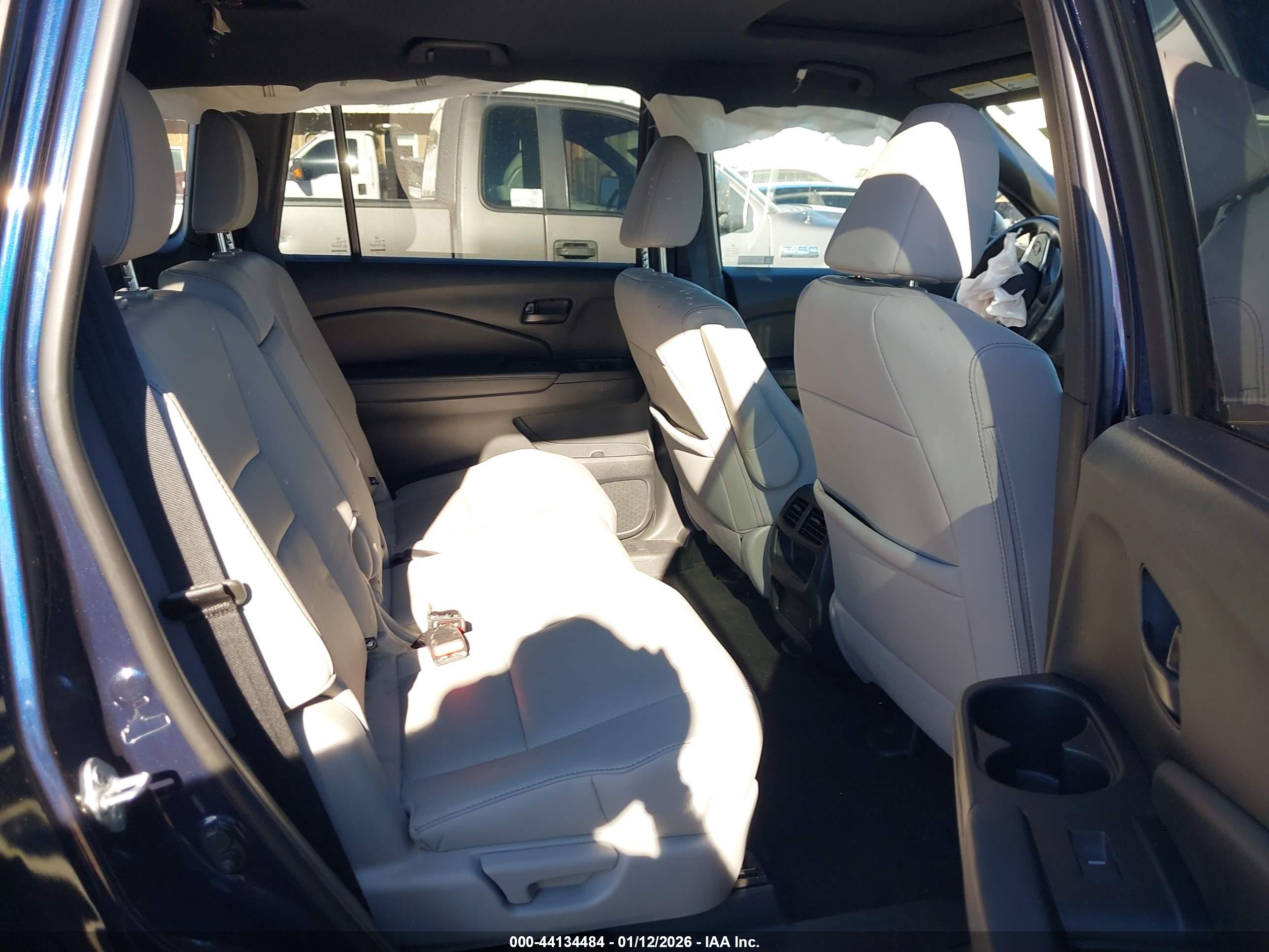HONDA PASSPORT image 8