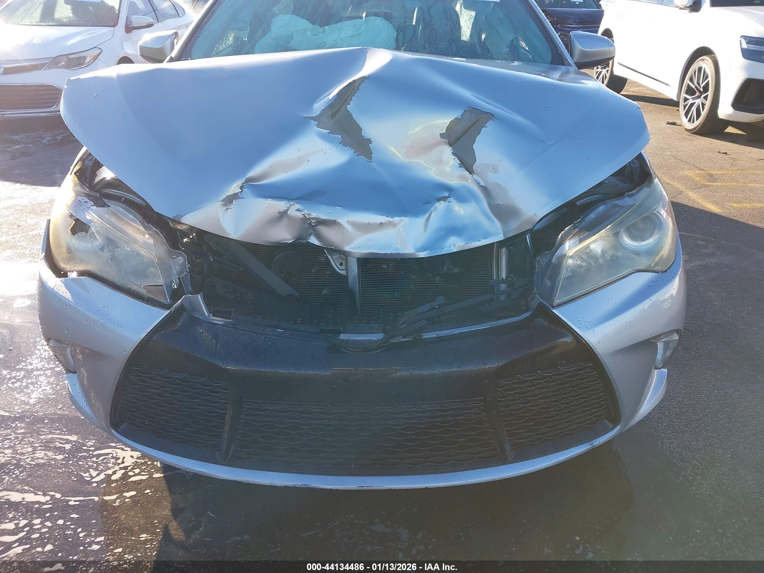 TOYOTA CAMRY image 6