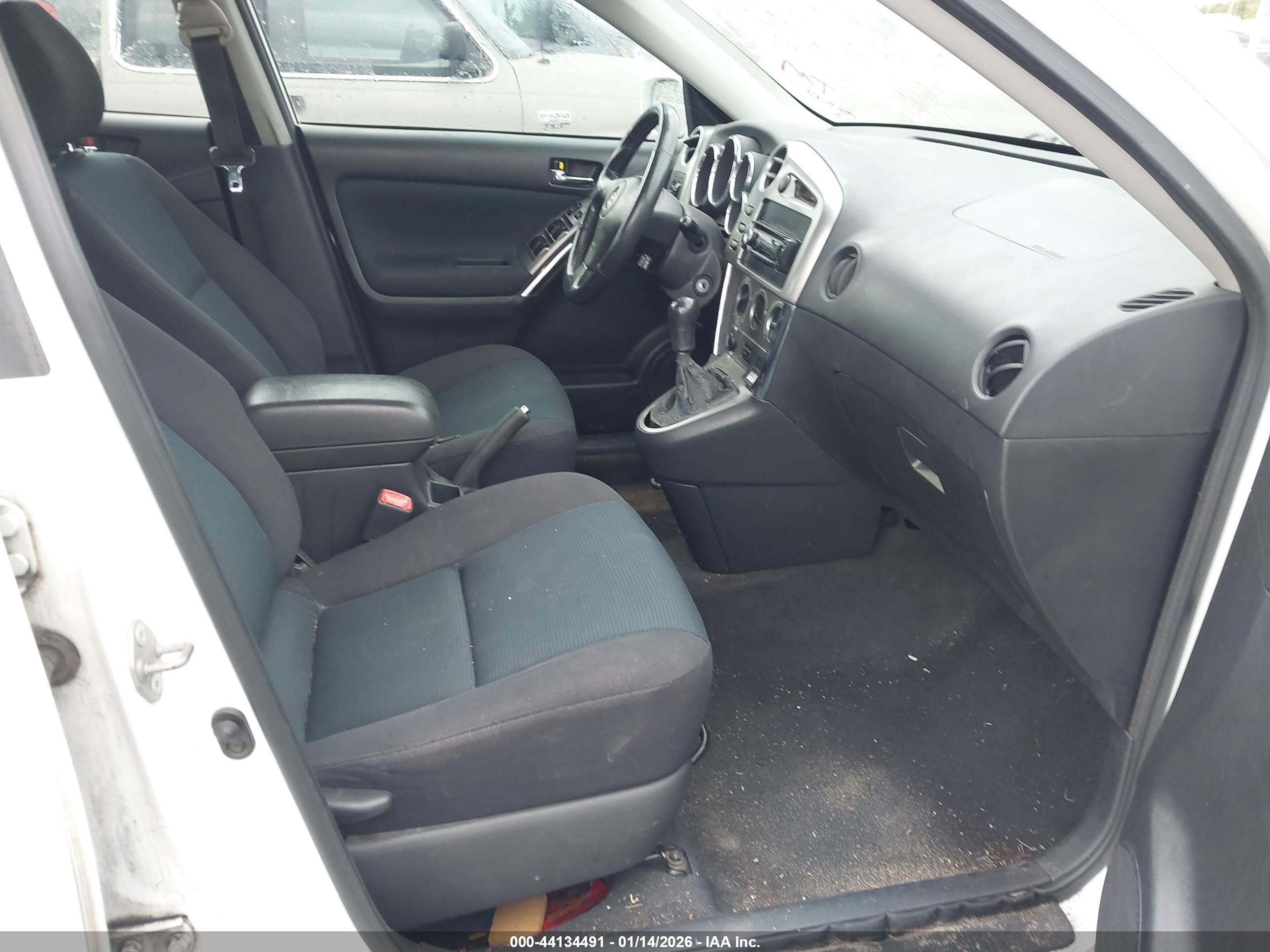 TOYOTA MATRIX image 5