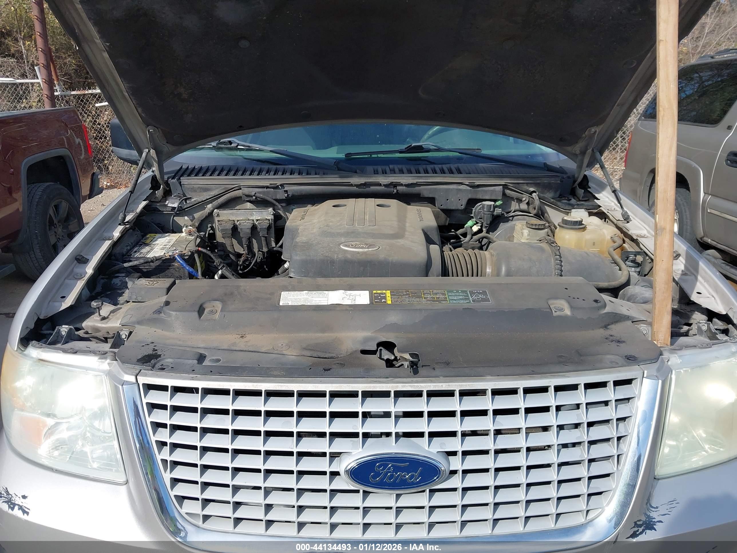 FORD EXPEDITION image 10