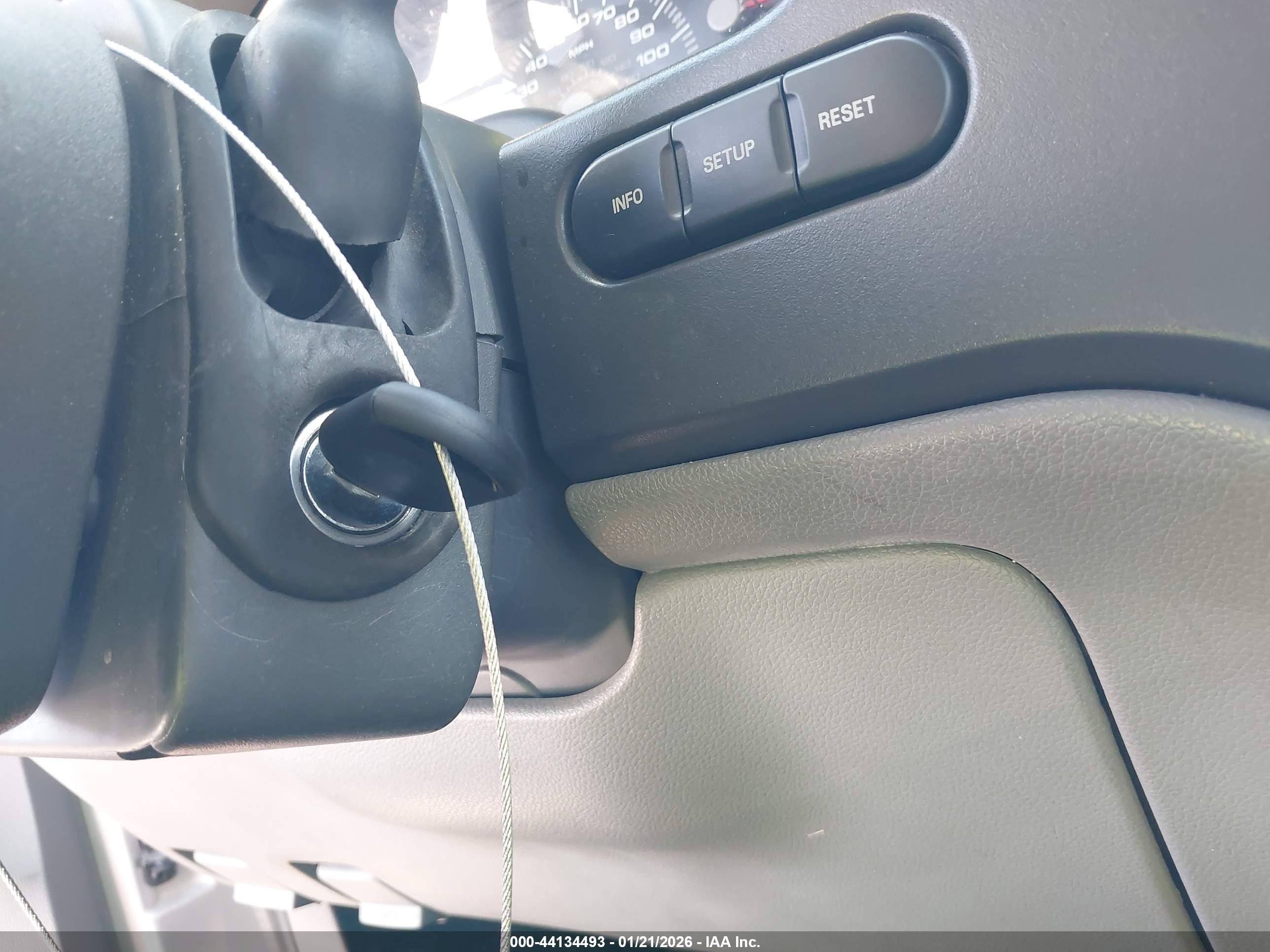 FORD EXPEDITION image 11