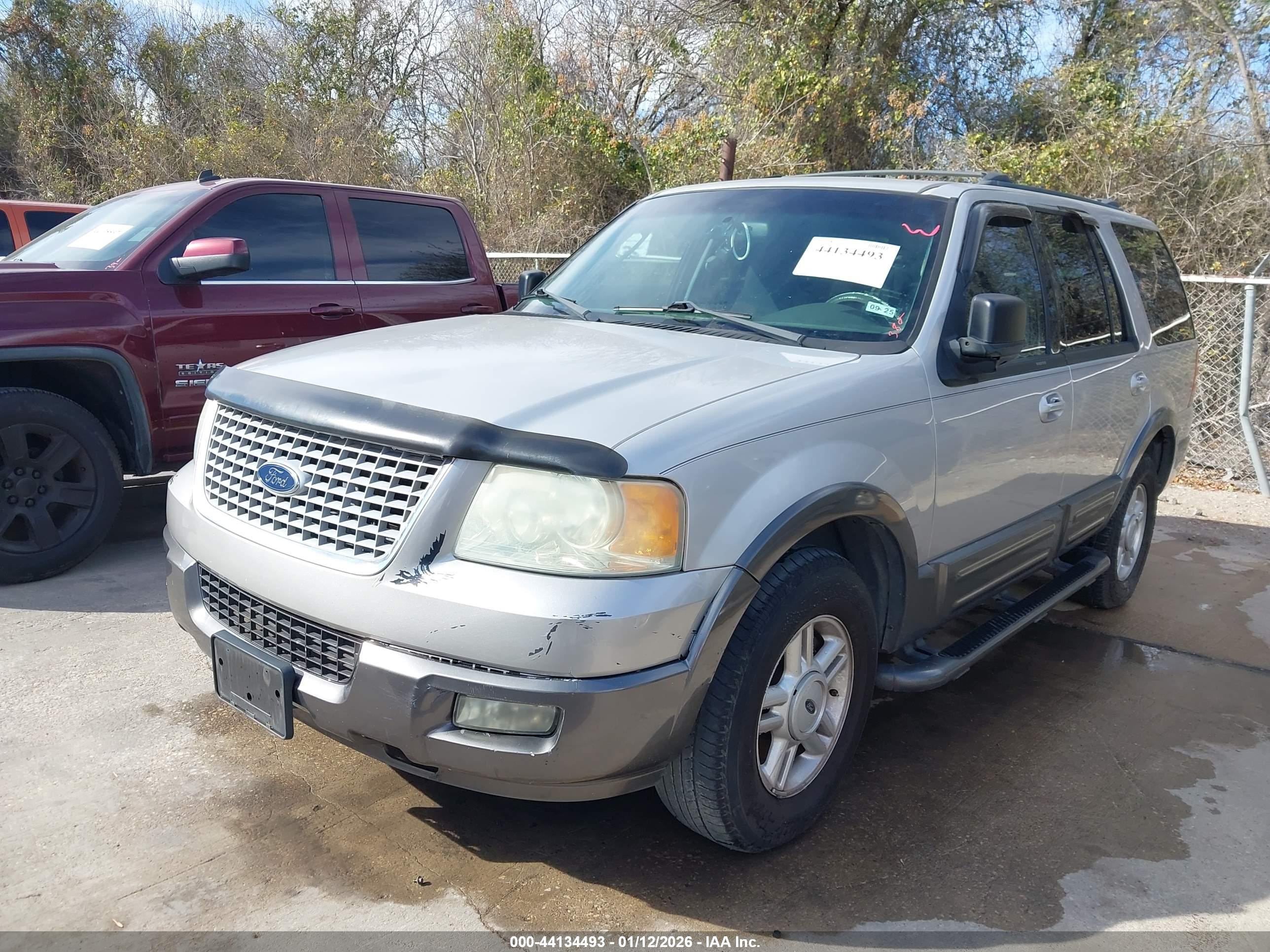 FORD EXPEDITION image 2
