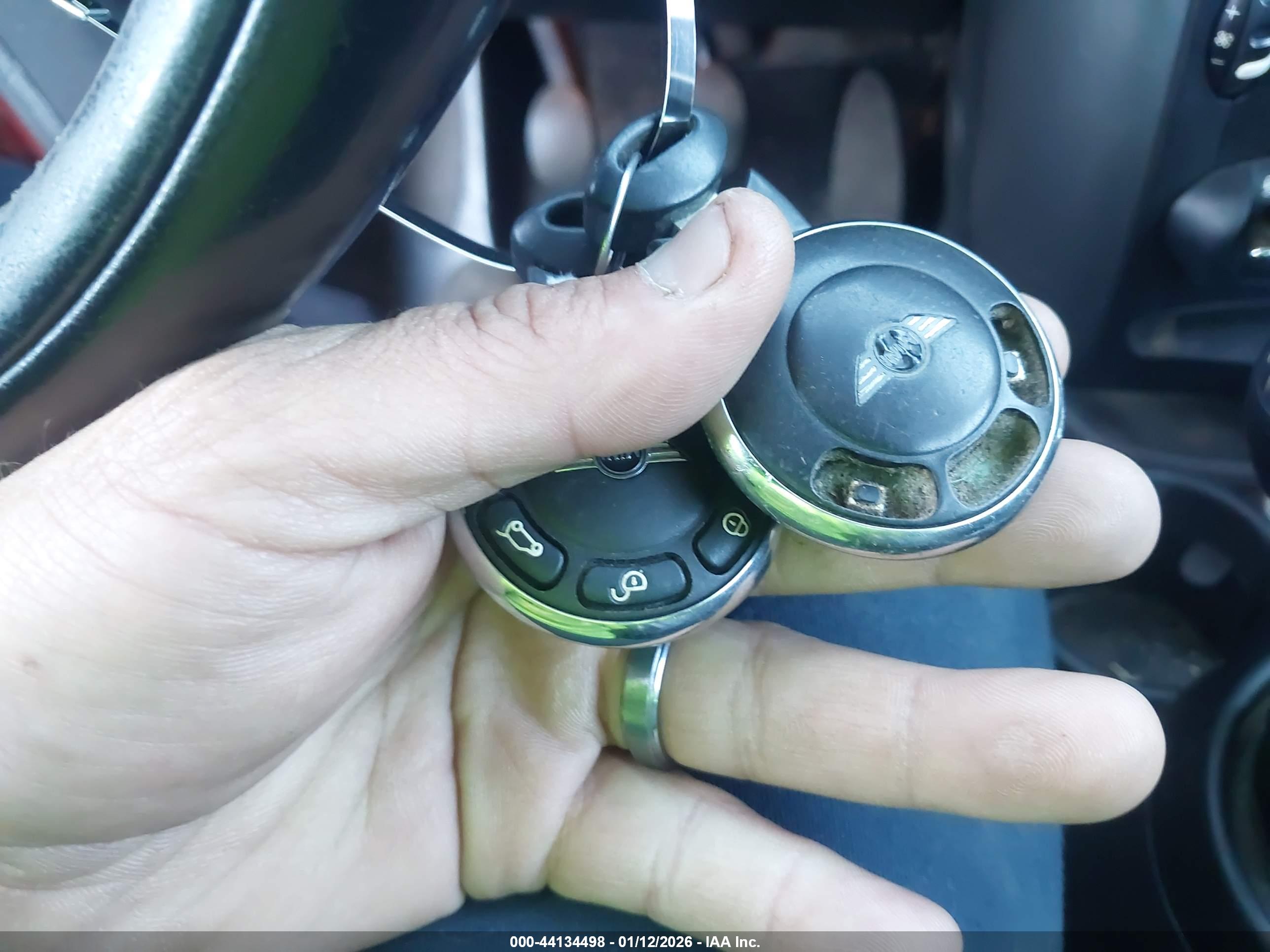 MINI COUNTRYMAN image 11