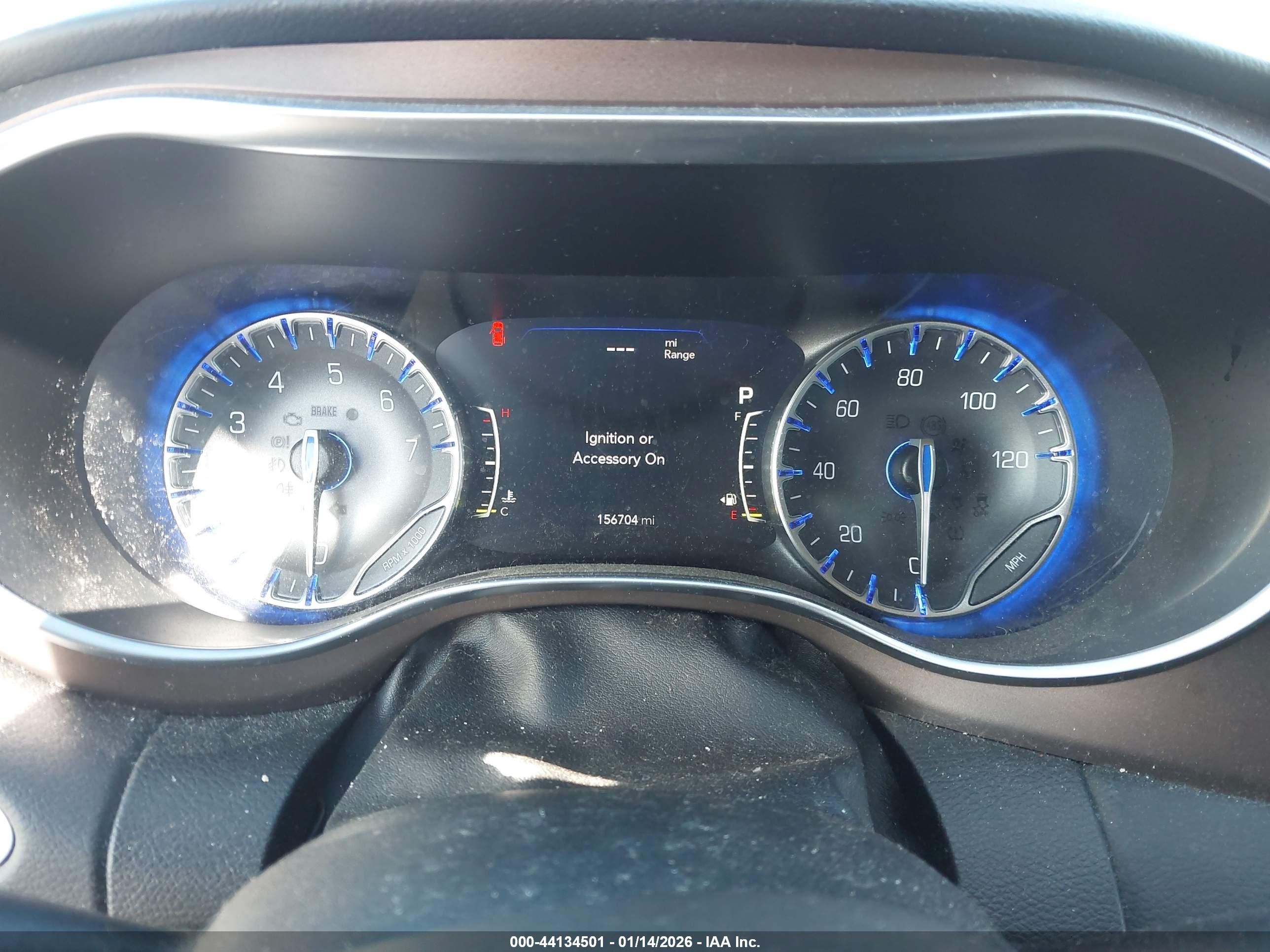 CHRYSLER PACIFICA image 7