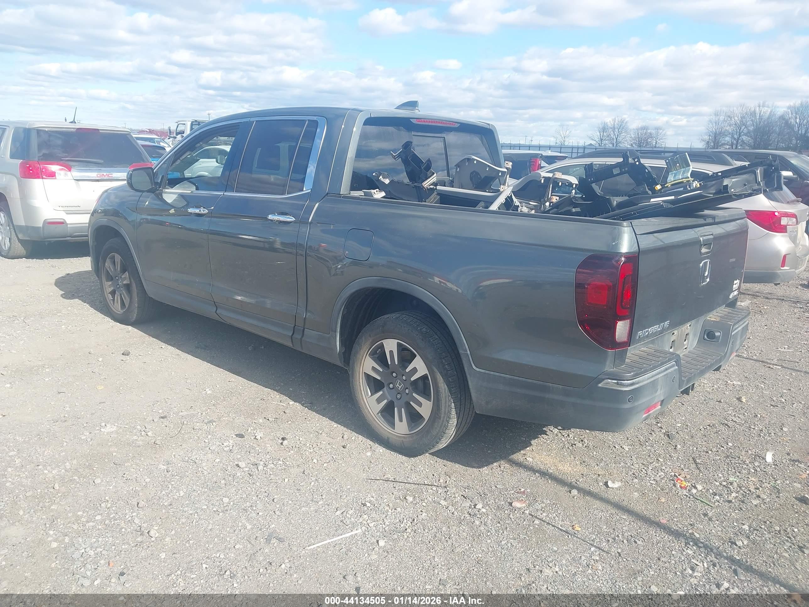 HONDA RIDGELINE image 3