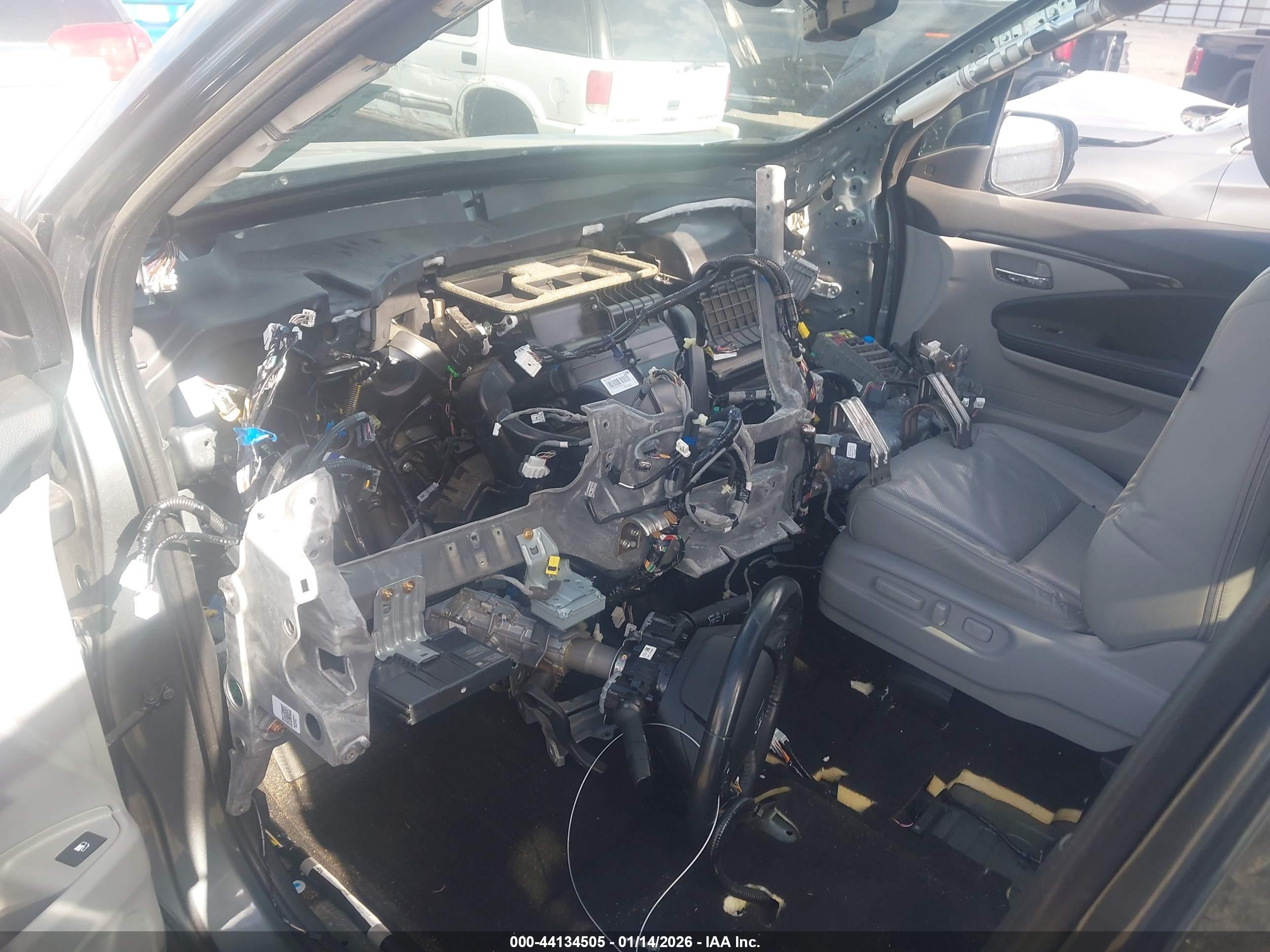 HONDA RIDGELINE image 6