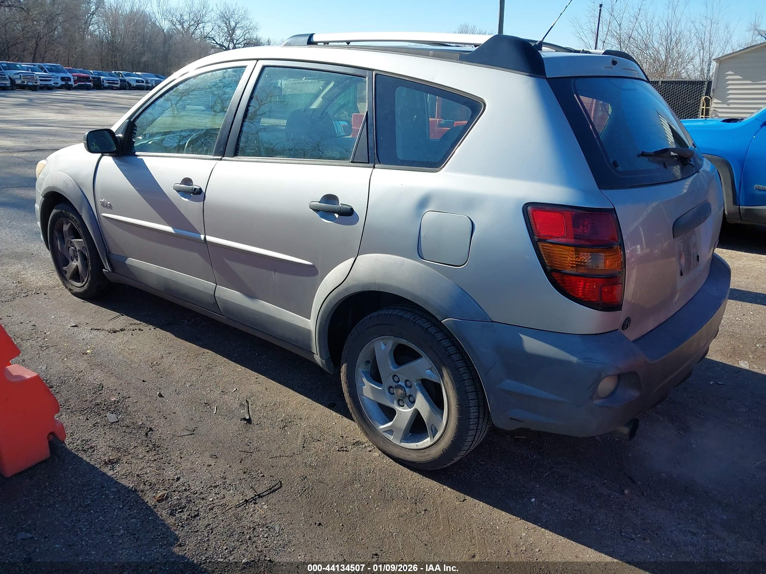 PONTIAC VIBE image 3