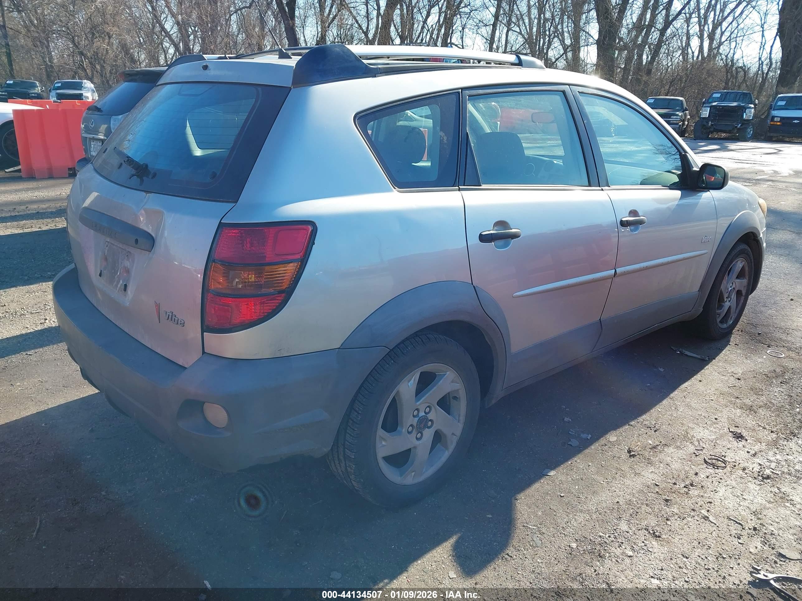 PONTIAC VIBE image 4