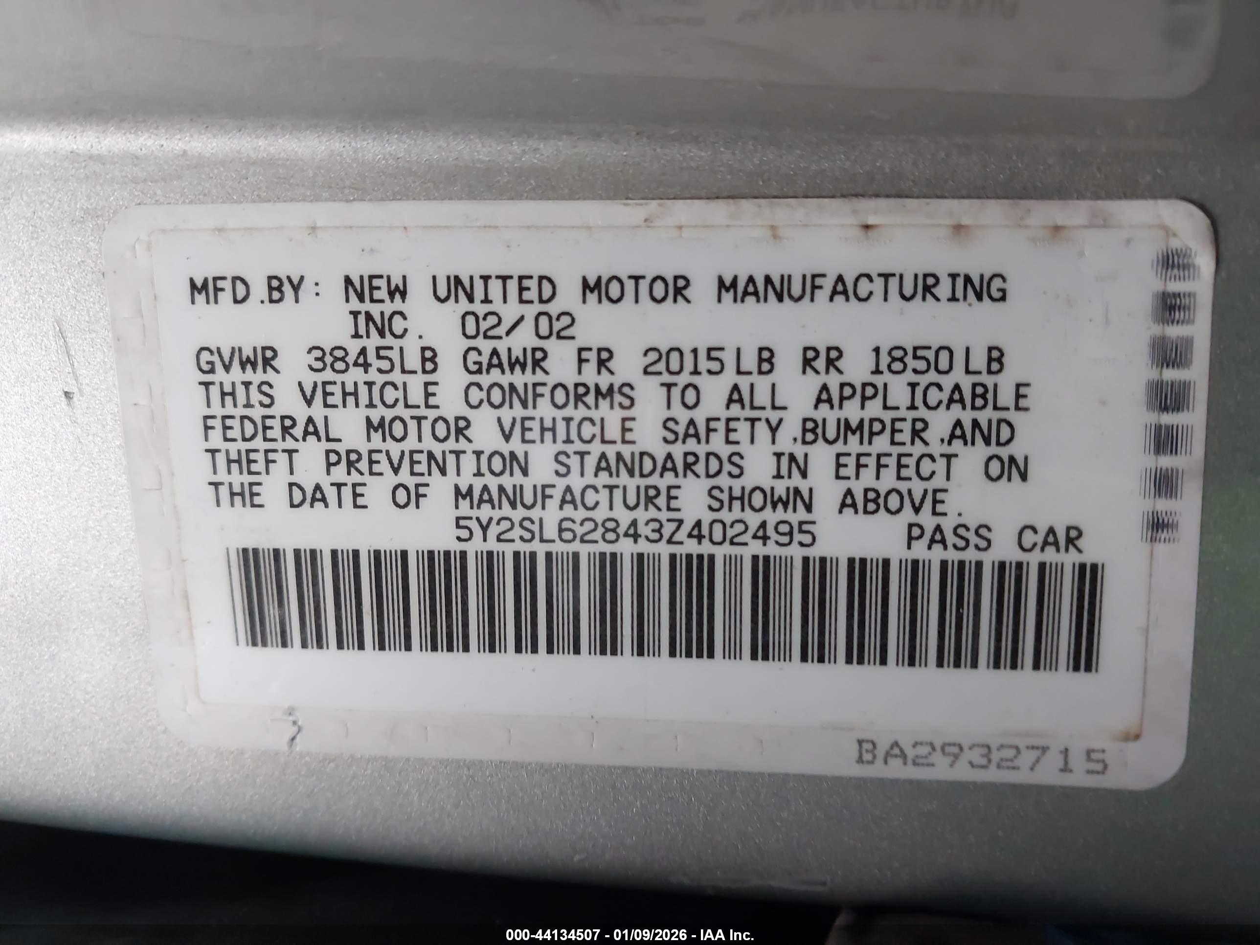 PONTIAC VIBE image 9