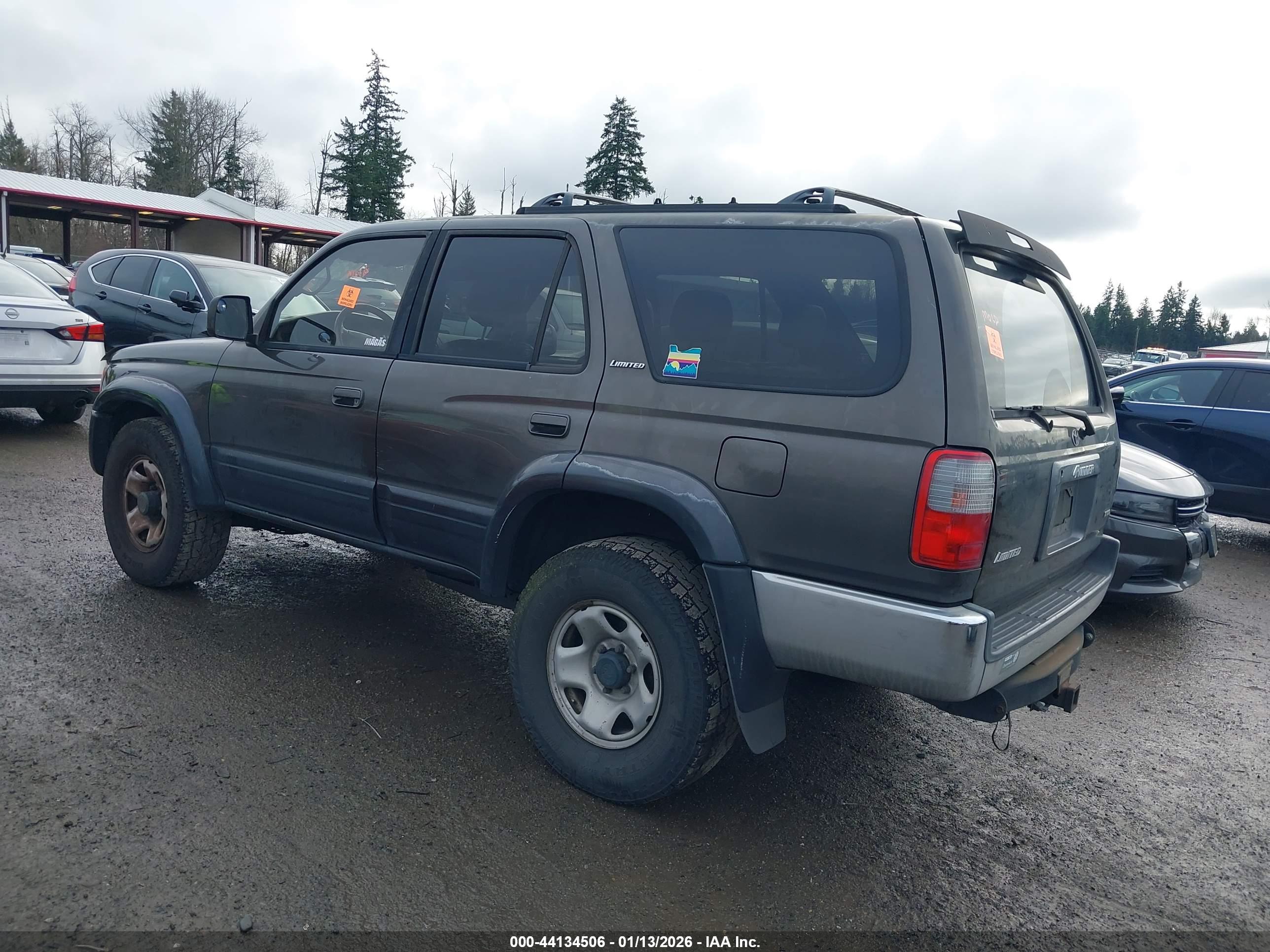 TOYOTA 4RUNNER image 3
