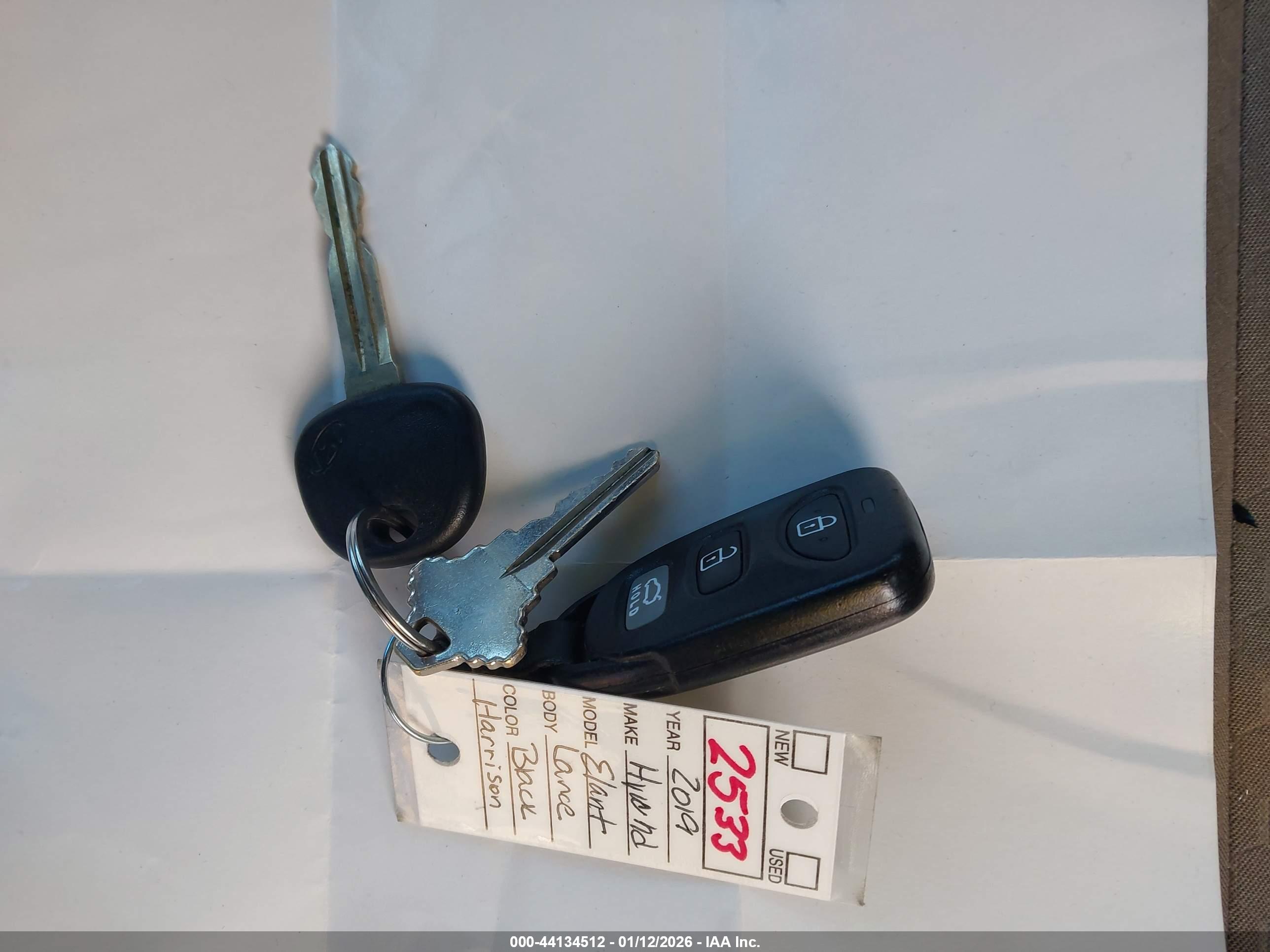 HYUNDAI ELANTRA image 11