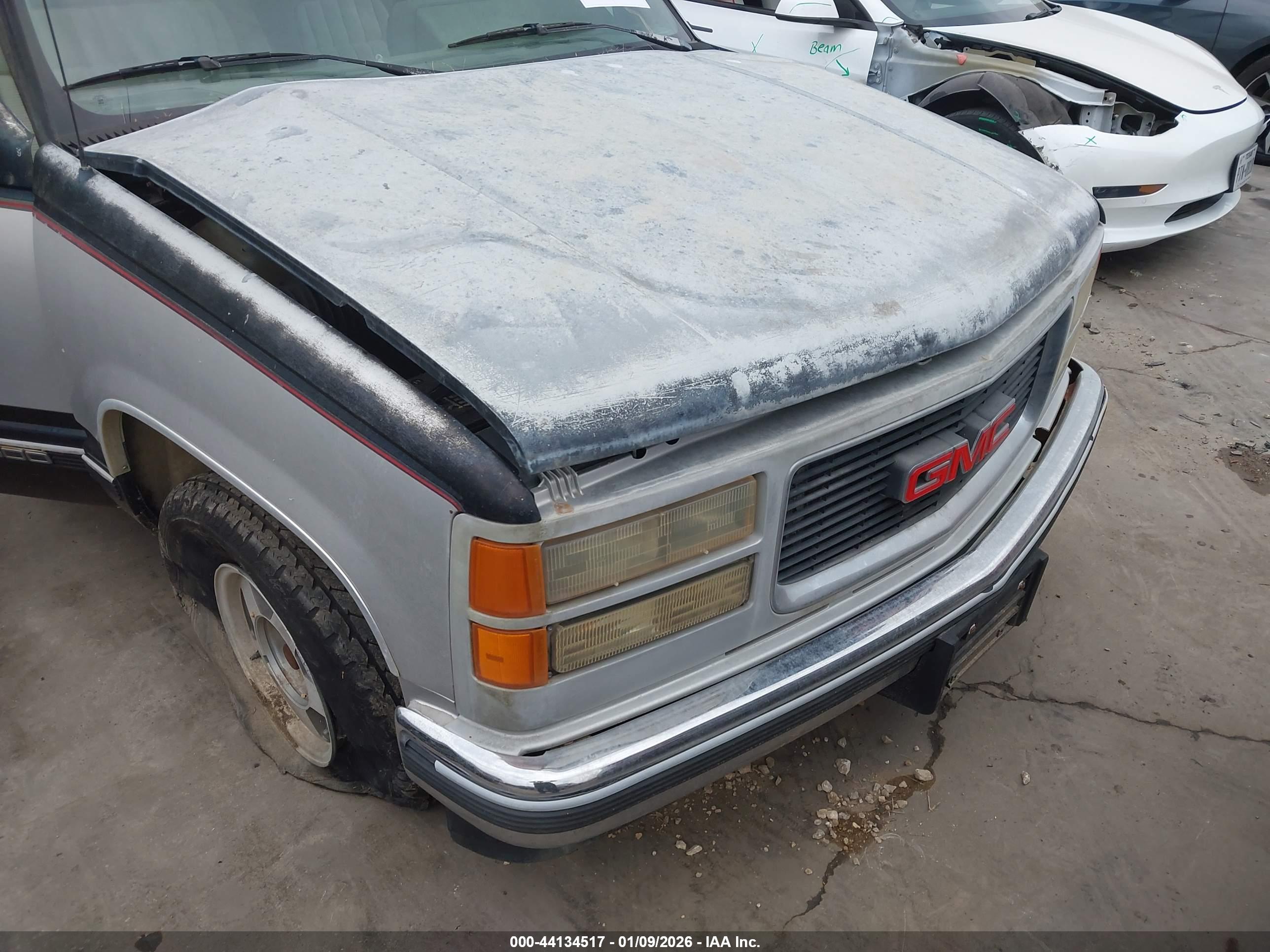 GMC SIERRA image 6