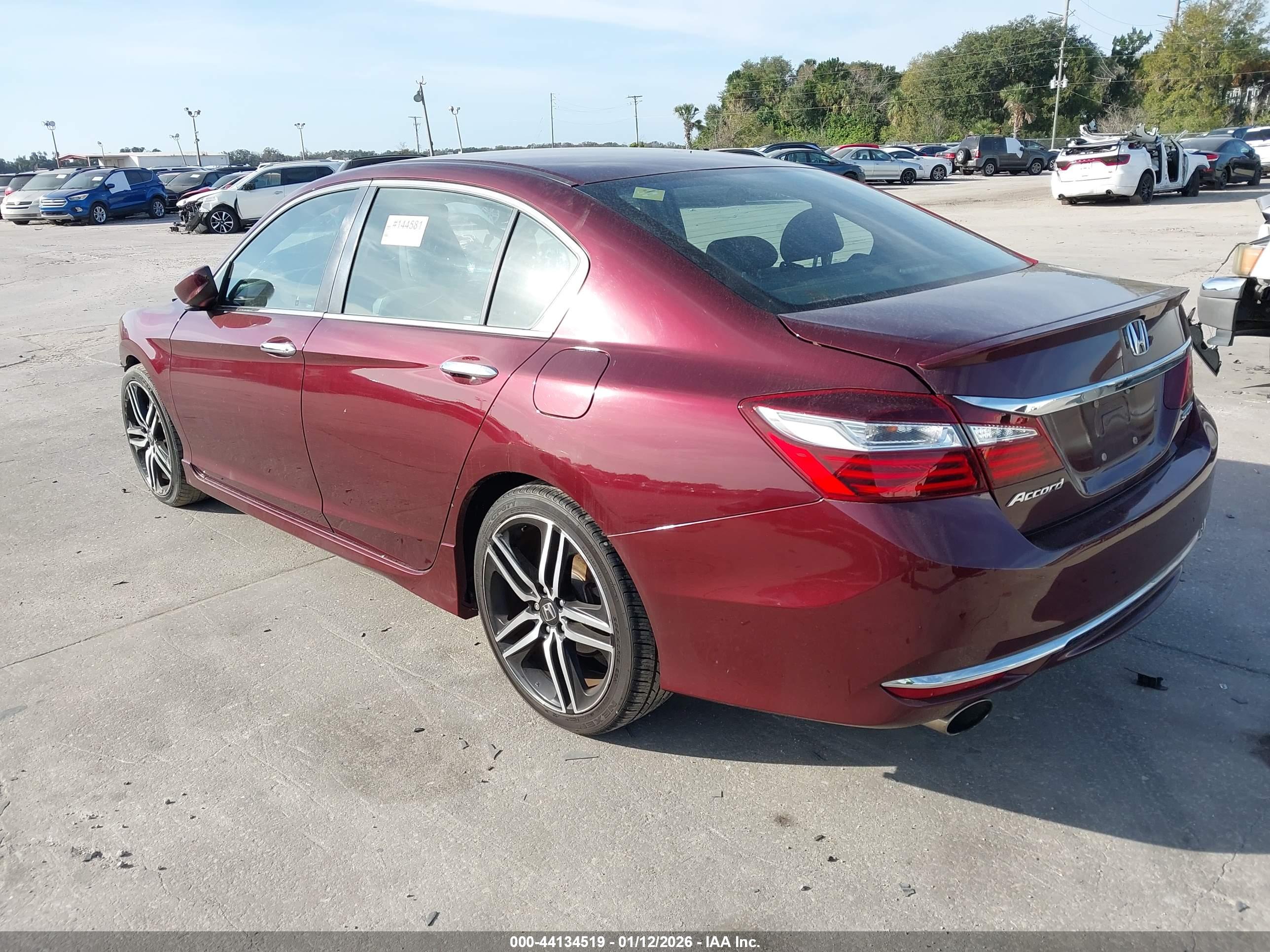 HONDA ACCORD image 3