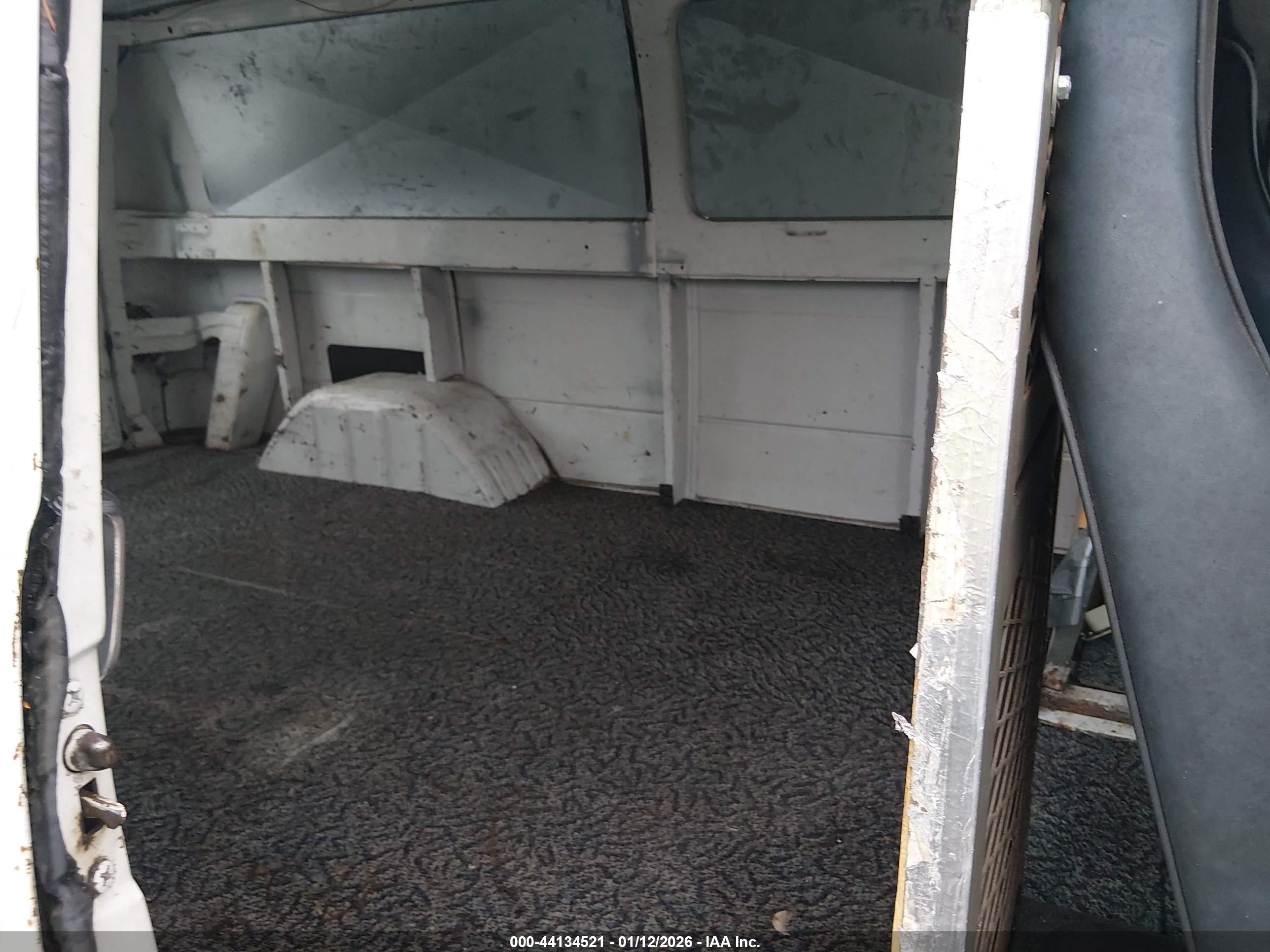 CHEVROLET G30 image 8