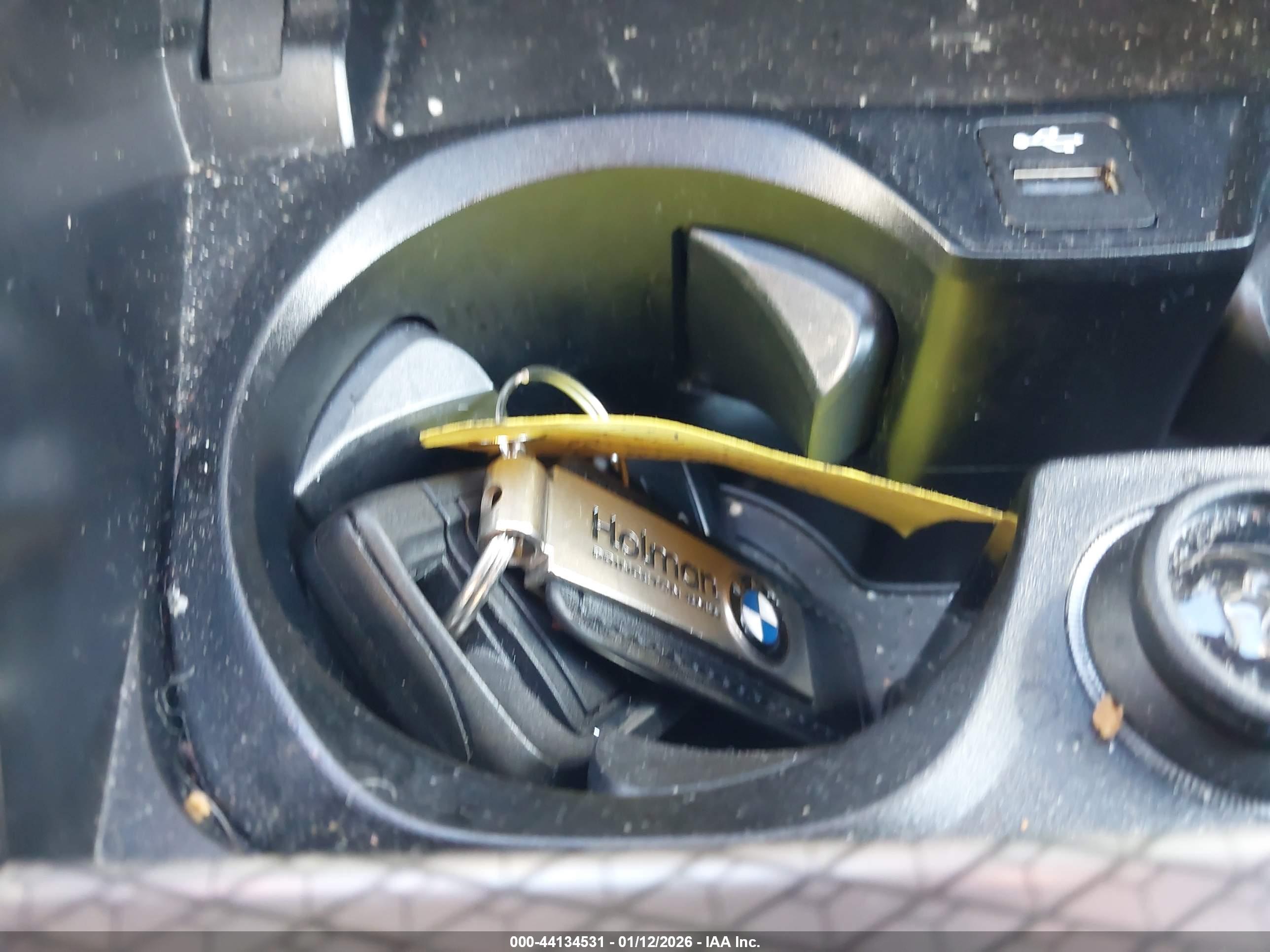 BMW I4 image 11
