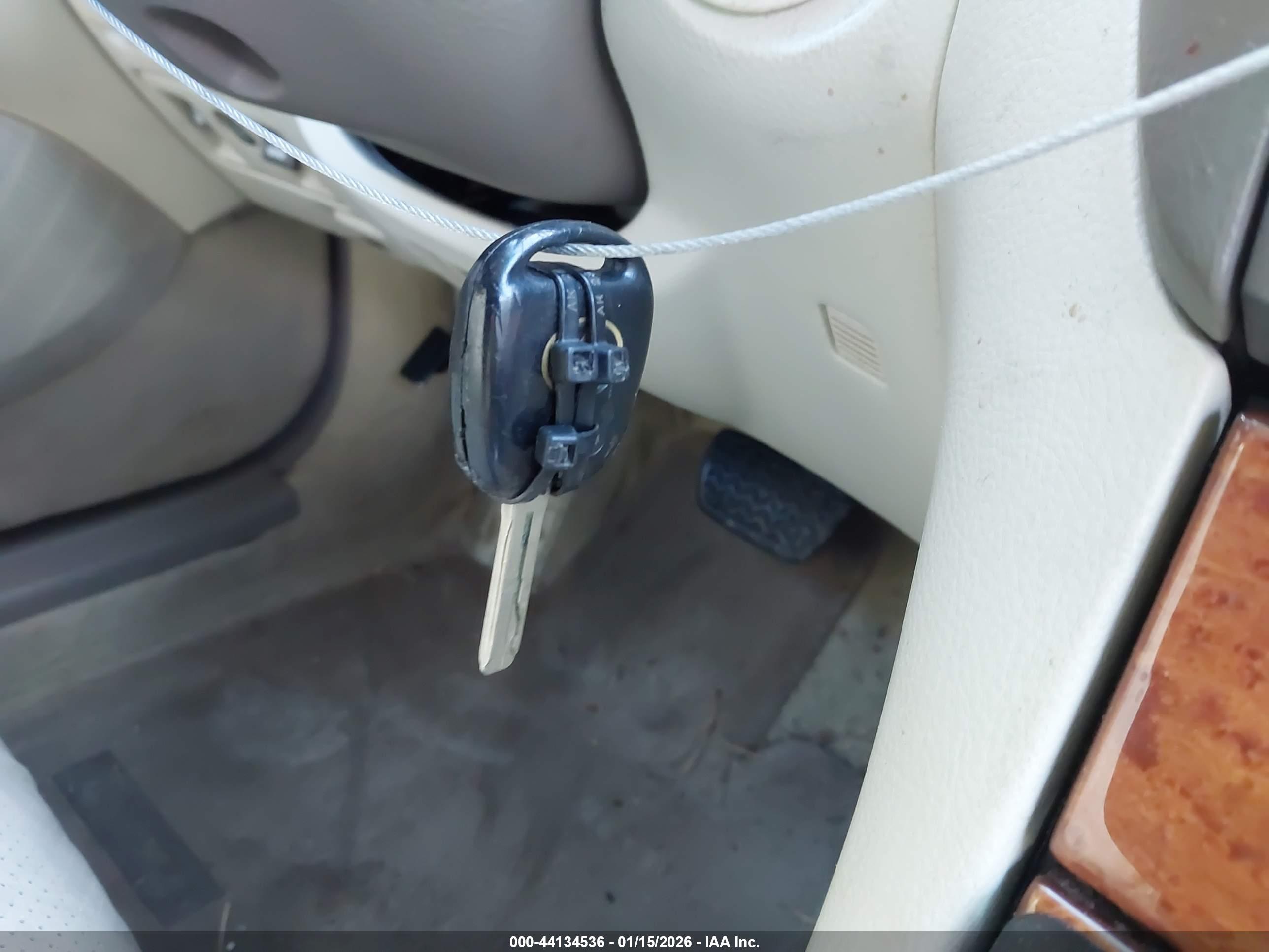 LEXUS LS image 11