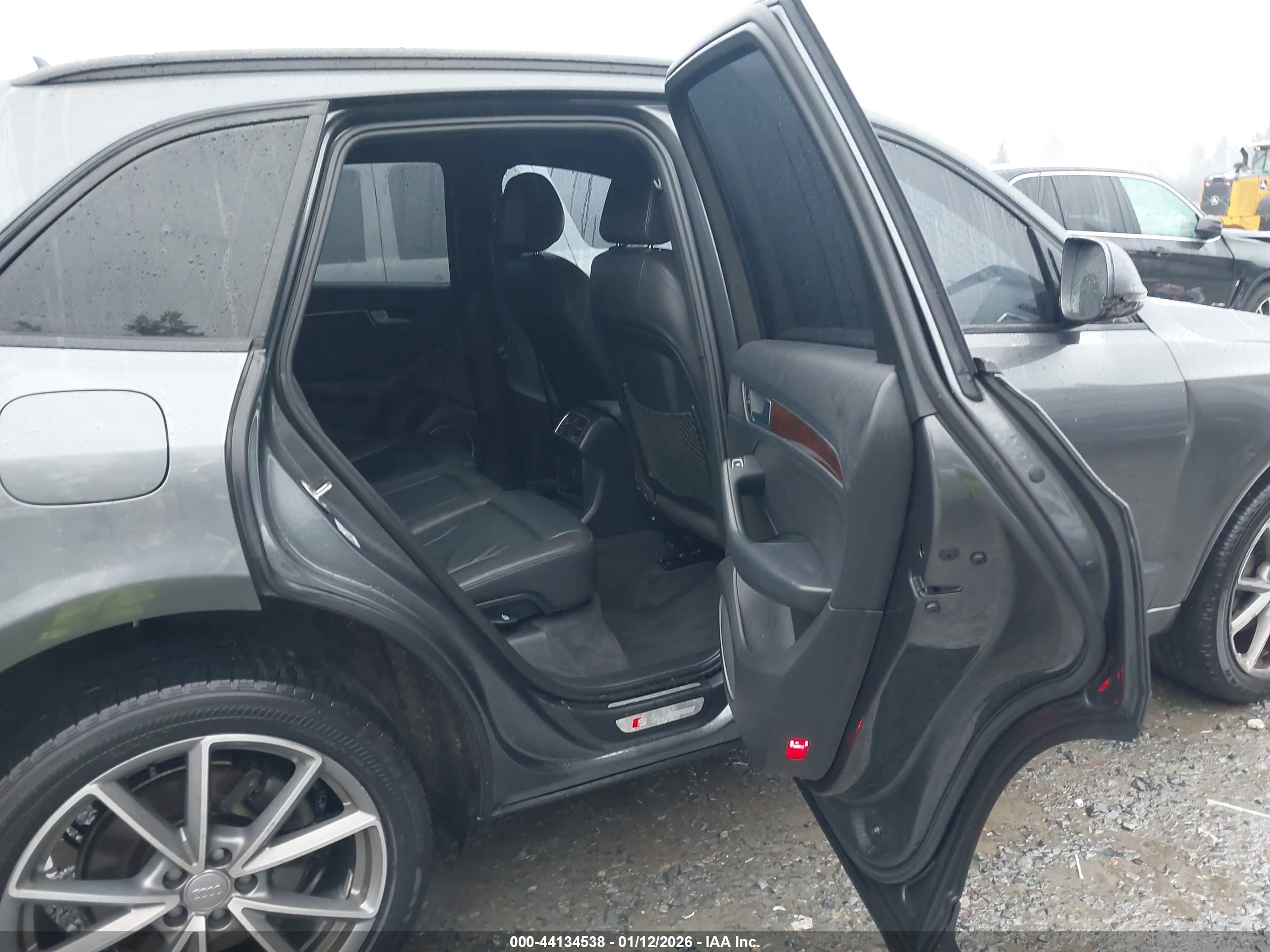 AUDI Q5 image 8