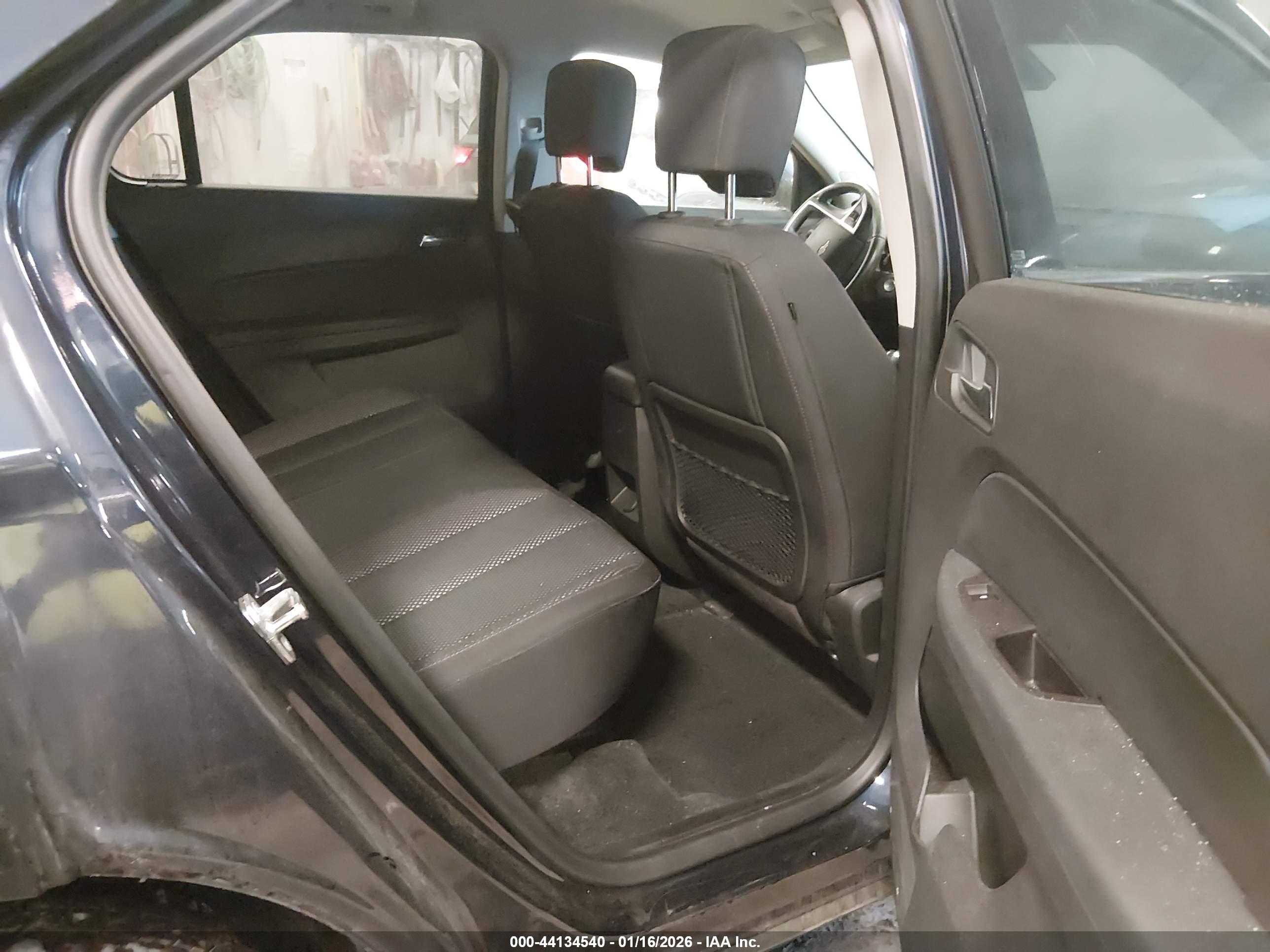 CHEVROLET EQUINOX image 8