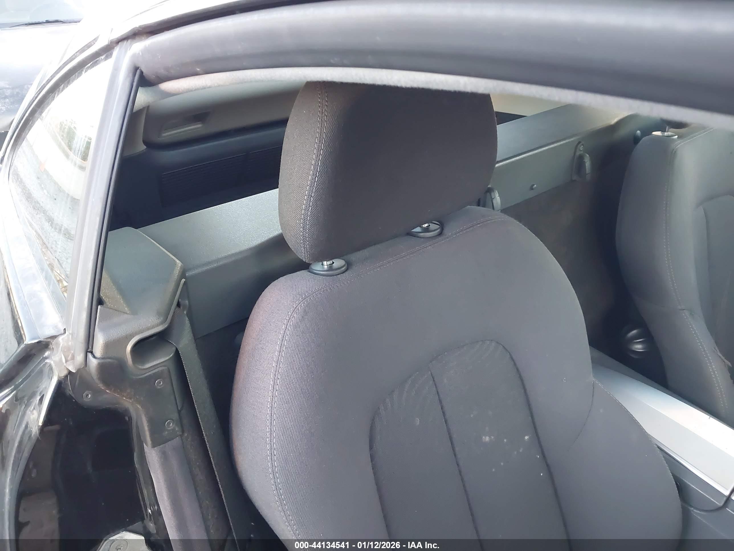 CHRYSLER CROSSFIRE image 8