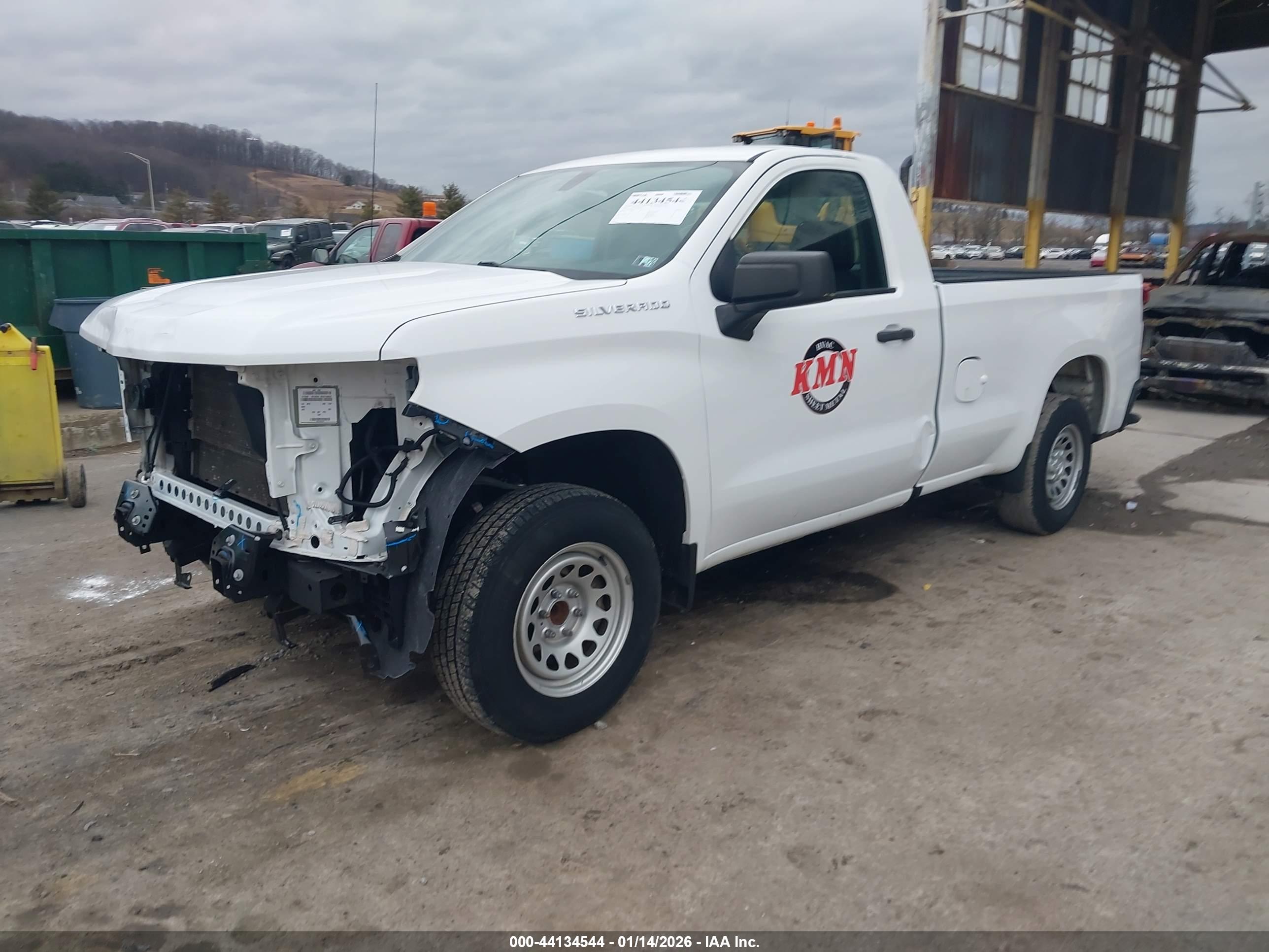 CHEVROLET SILVERADO image 2